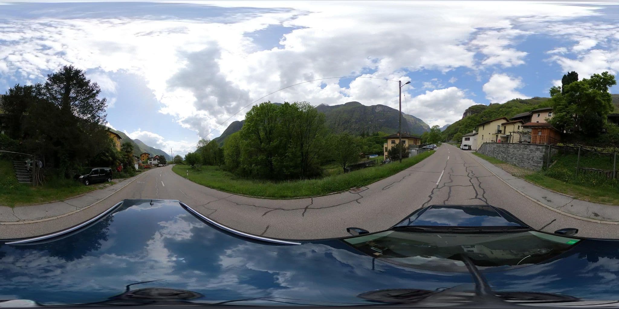 Street view near Donjon, Cevio — © borovac (CC BY-SA · Mapillary)
