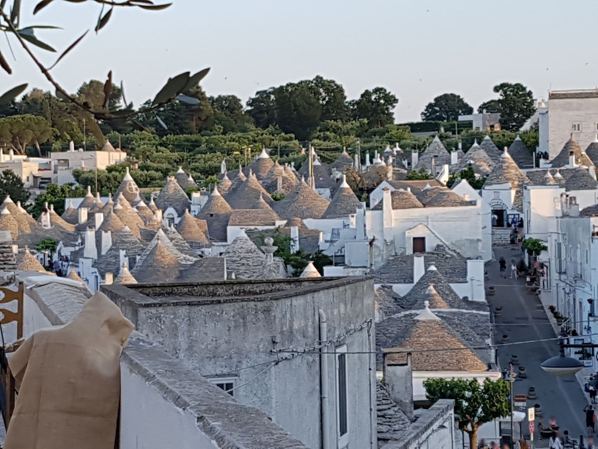 Street view near Trullidea Albergo diffuso, Alberobello — © bernardvoyageur (CC BY-SA · Mapillary)