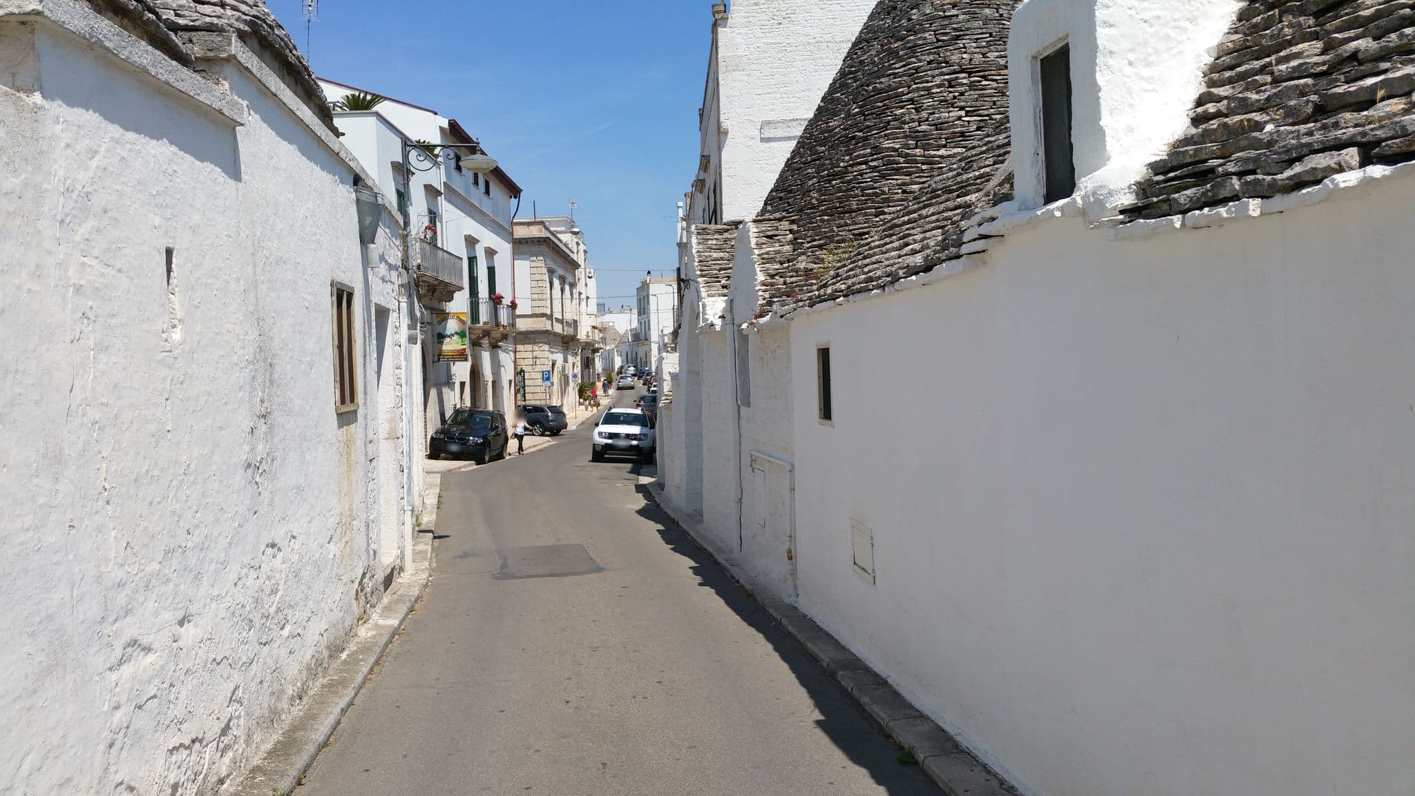 Street view near Trulli Magheía, Alberobello — © shlublu (CC BY-SA · Mapillary)