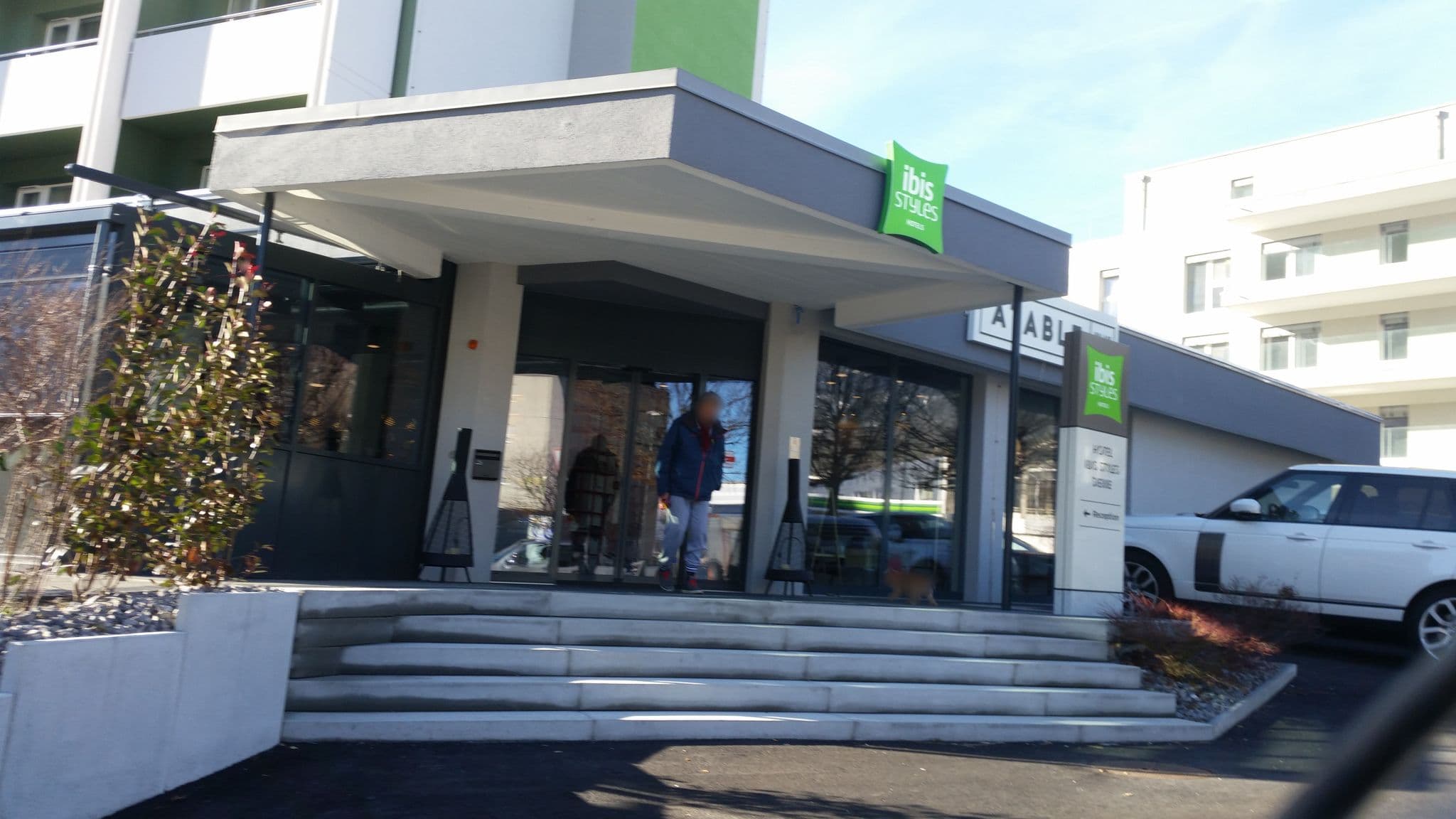 Street view near Ibis Styles, Sierre — © keigan (CC BY-SA · Mapillary)