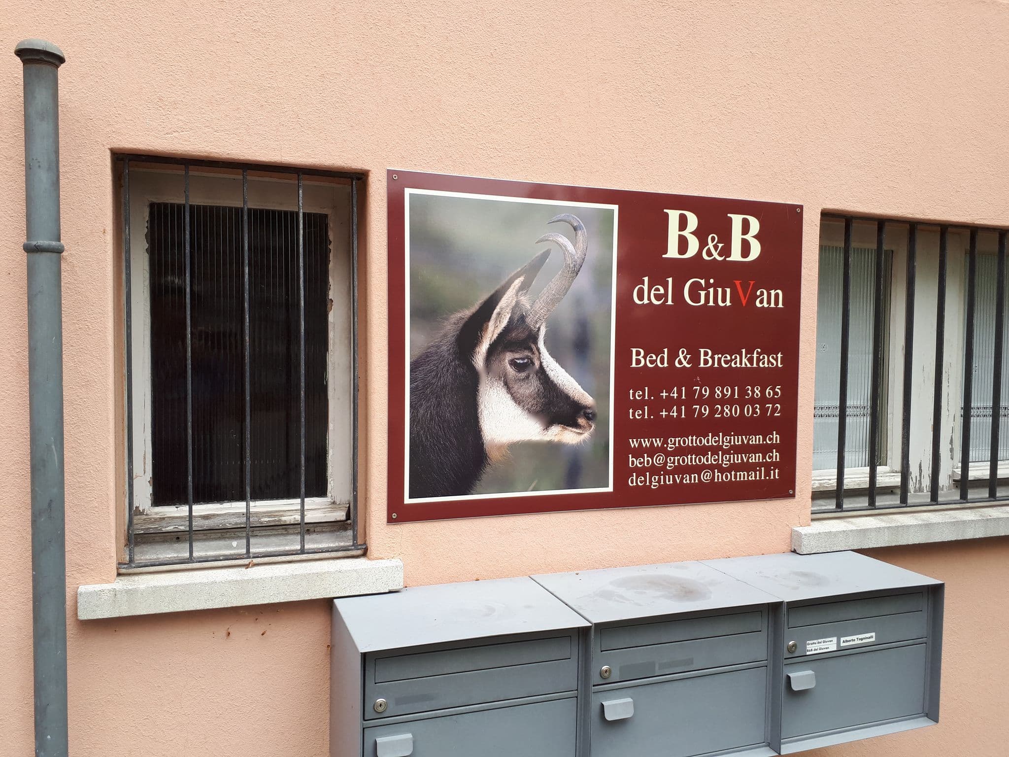 Street view near B&B alle cantine, Mendrisio — © kaitu (CC BY-SA · Mapillary)