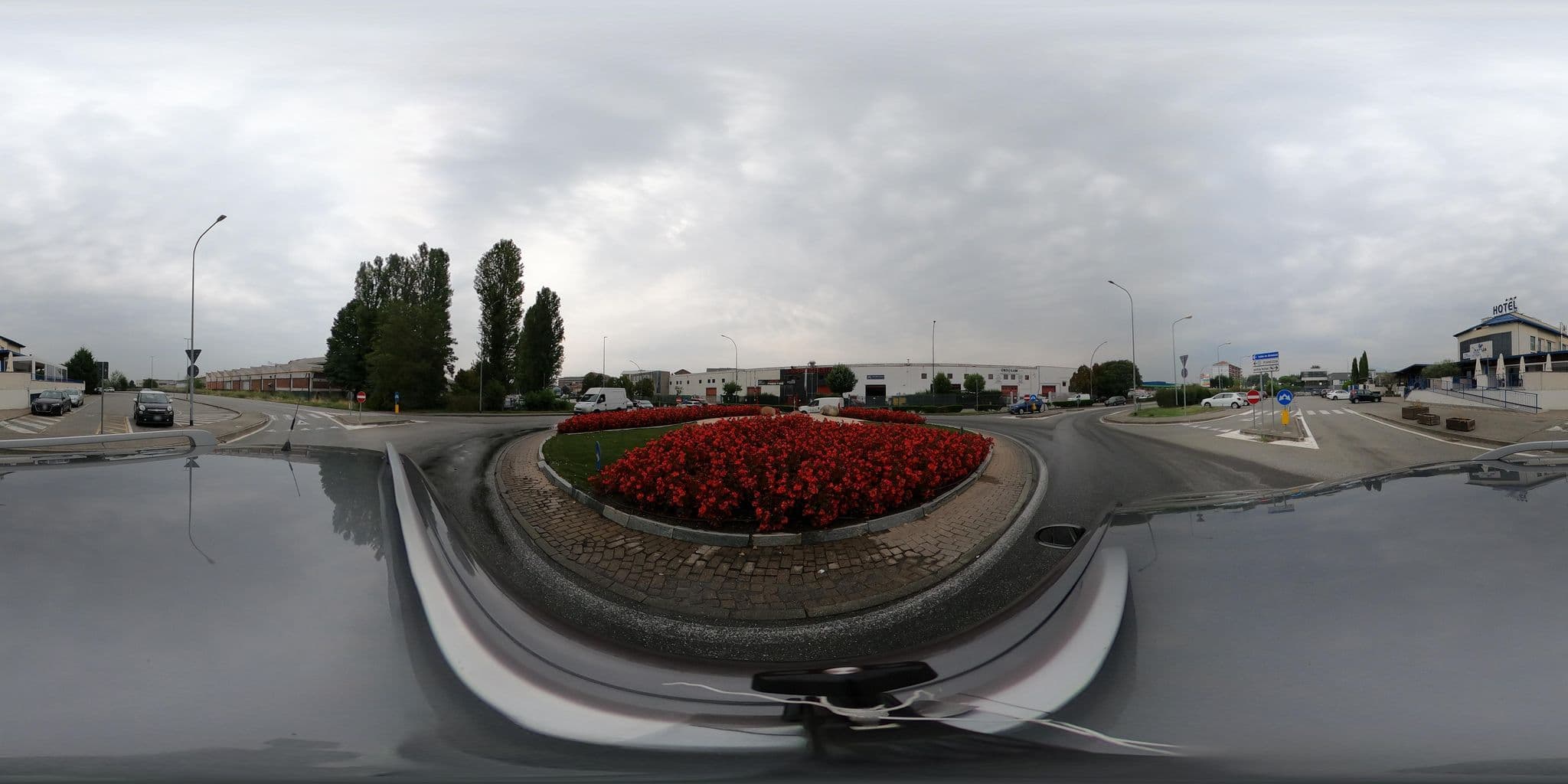 Street view near Hotel Gallia - Centro Congressi, Pianezza — © canfe (CC BY-SA · Mapillary)