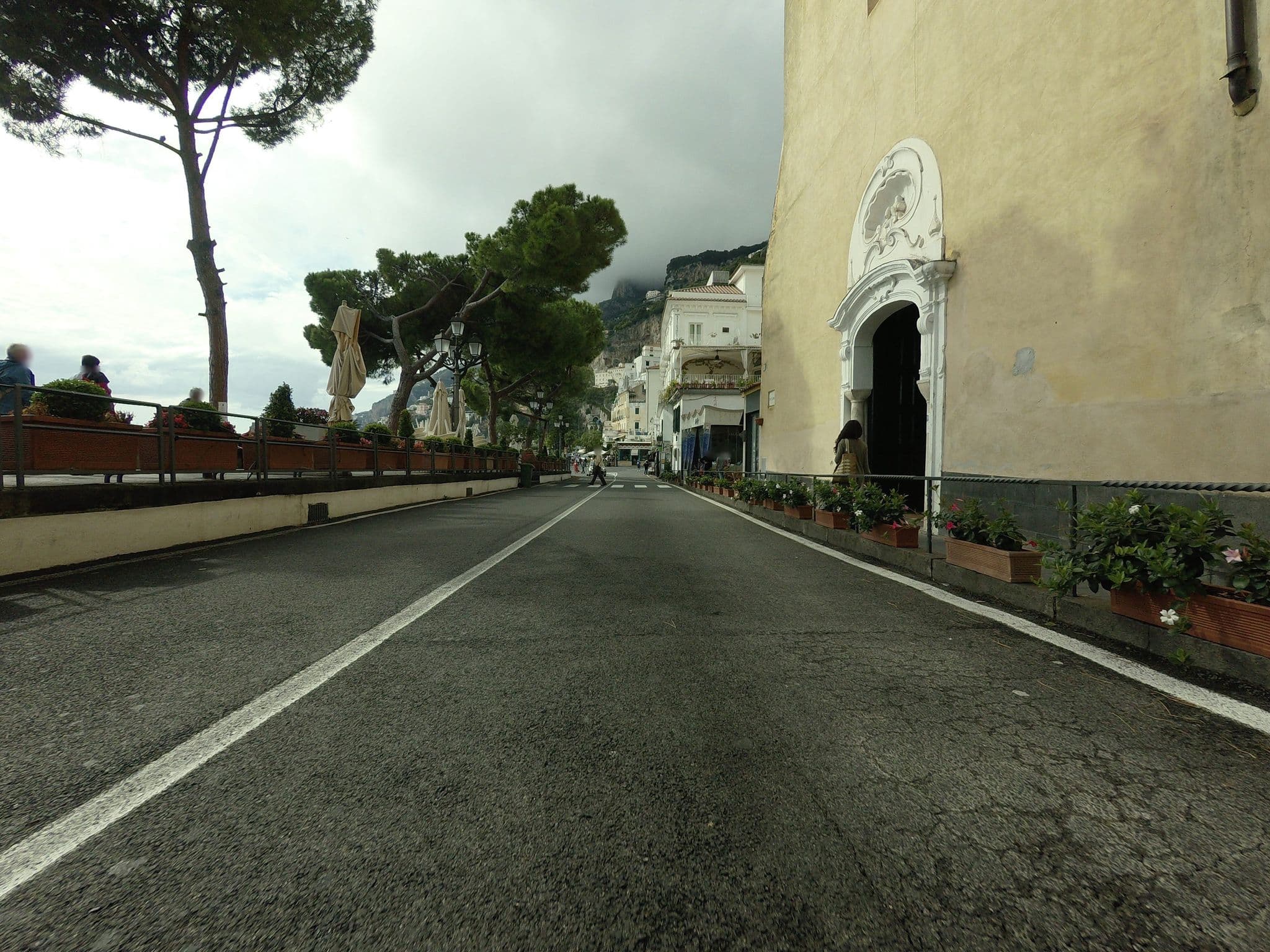 Street view near Amalfi Centro B&B, Amalfi — © esario (CC BY-SA · Mapillary)