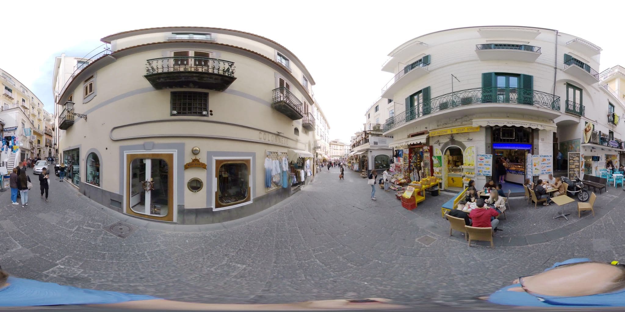 Street view near Residenza Luce, Amalfi — © stefan-RolfsRom (CC BY-SA · Mapillary)