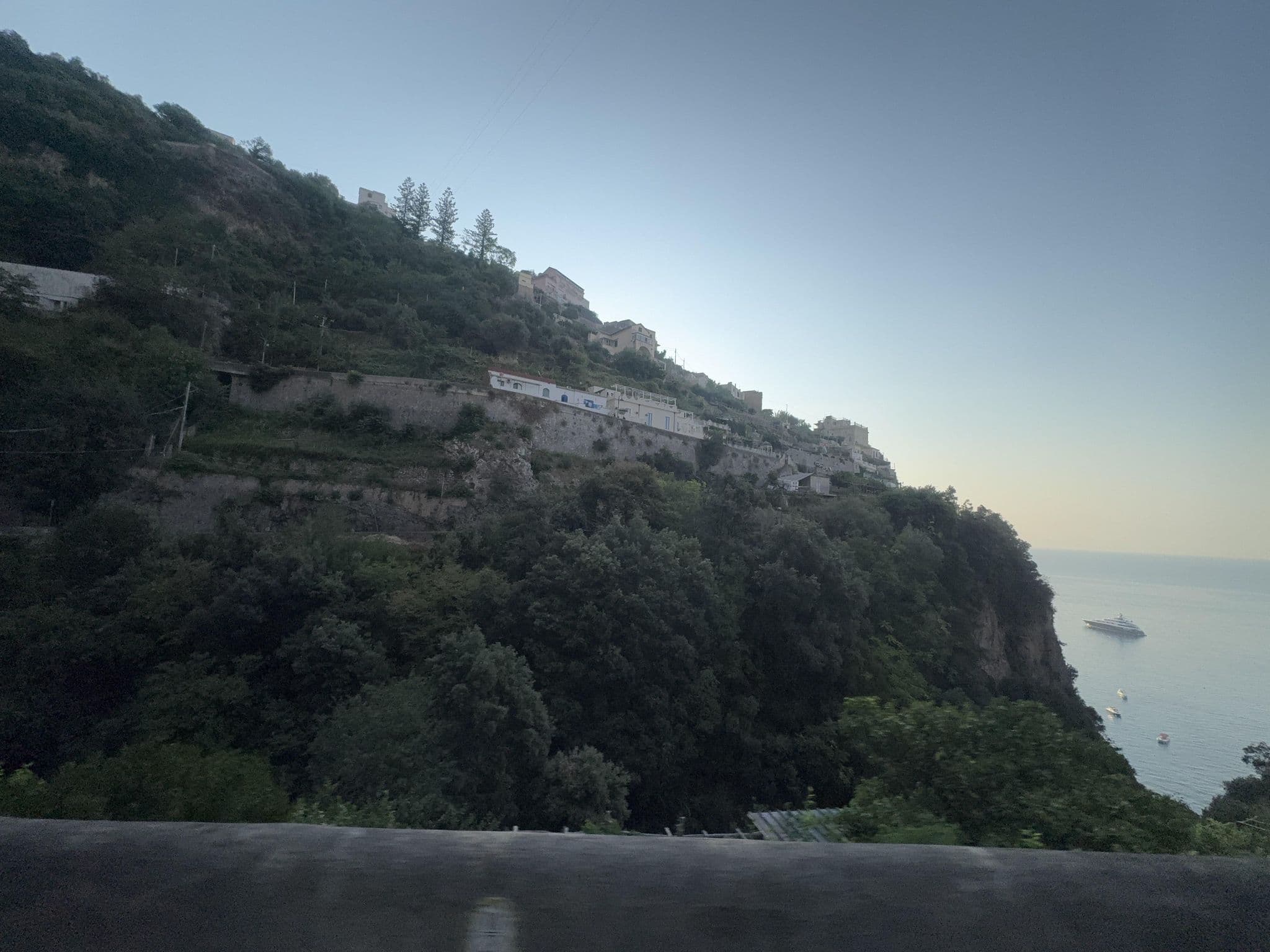 Street view near La Pergola, Amalfi — © mapconcierge (CC BY-SA · Mapillary)