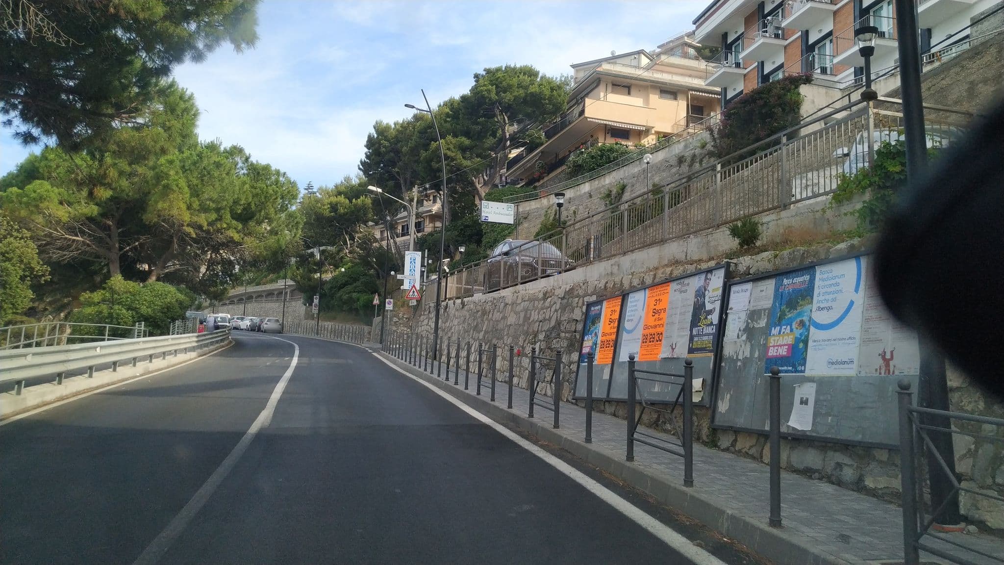 Street view near Residence Paradiso Rta, Laigueglia — © mikki65 (CC BY-SA · Mapillary)