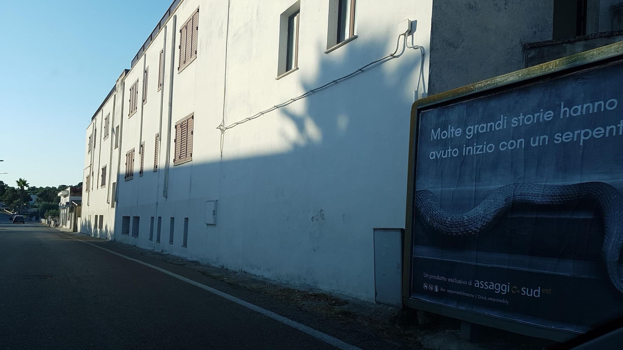Street view near Hotel Genesareth, Castro — © ale_zena_it (CC BY-SA · Mapillary)