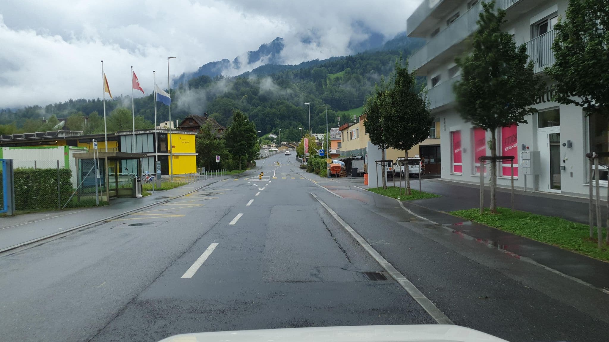 Street view near Anstatthotel Horw, Horw — © strassenfeger (CC BY-SA · Mapillary)