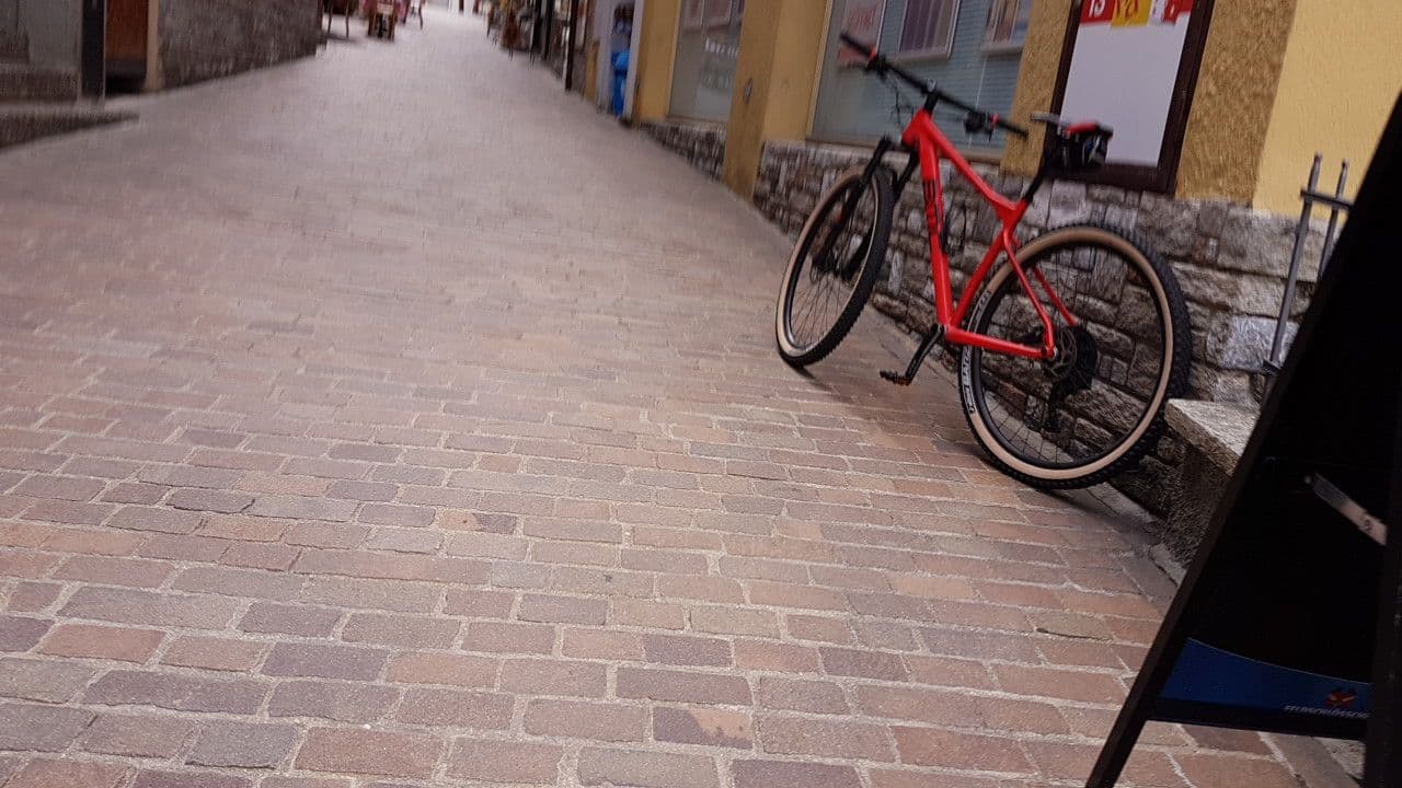 Street view near Boutique Hotel De La Croix Federale, Leukerbad — © trac71 (CC BY-SA · Mapillary)