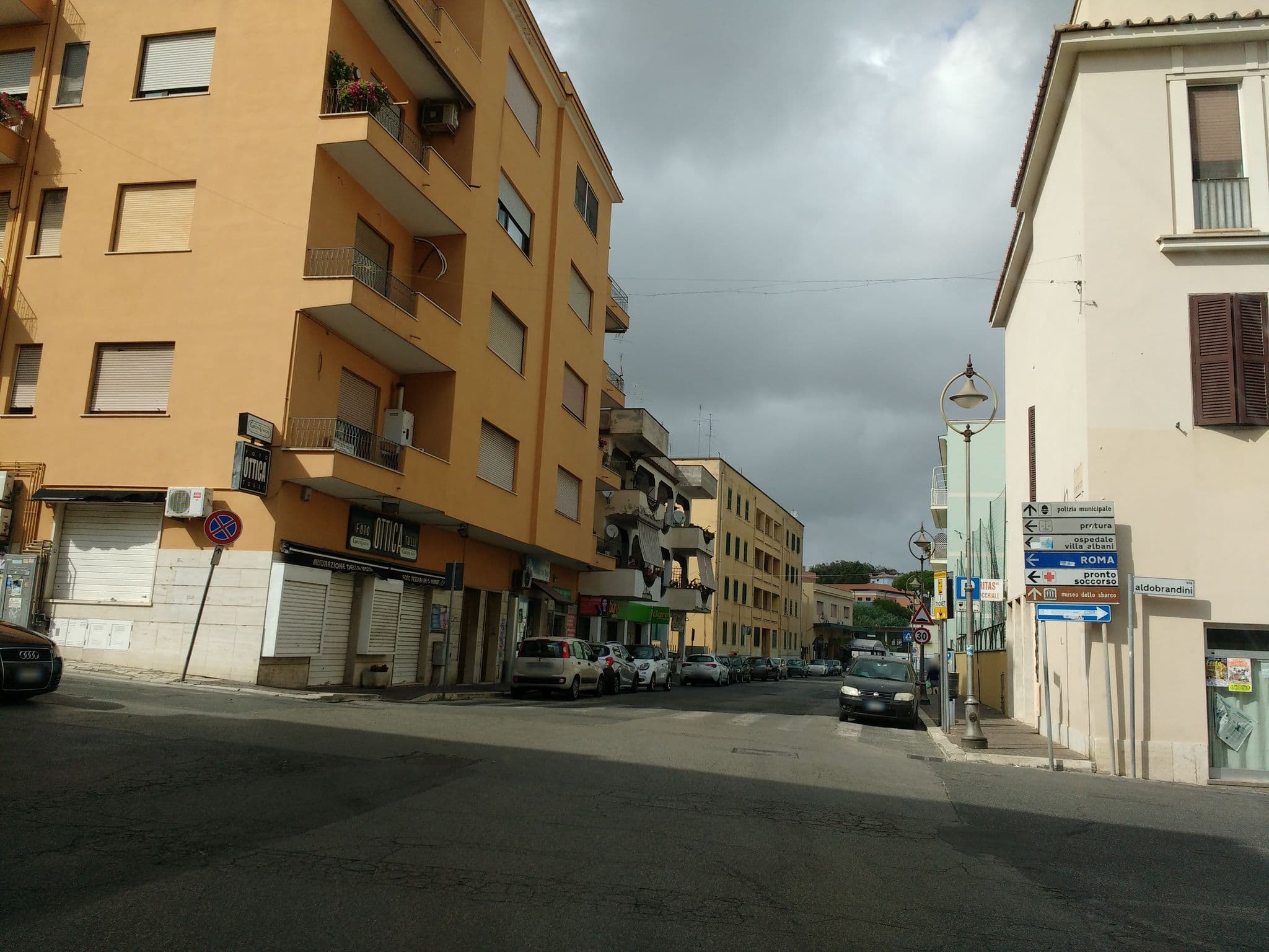 Street view near Hotel La Bussola Anzio, Anzio — © thetornado76 (CC BY-SA · Mapillary)