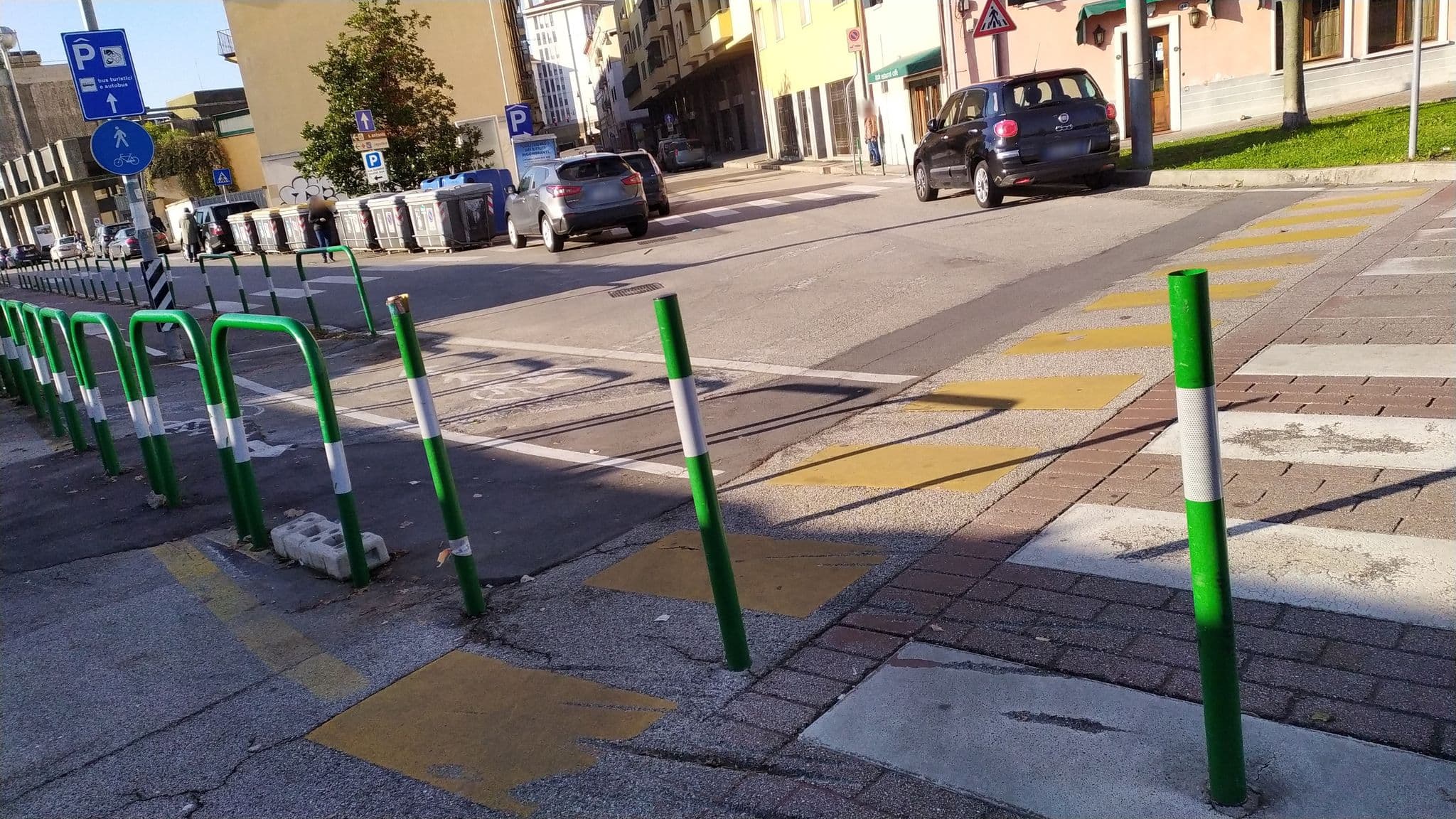 Street view near Langer House, Arcella — © mircozorzo (CC BY-SA · Mapillary)