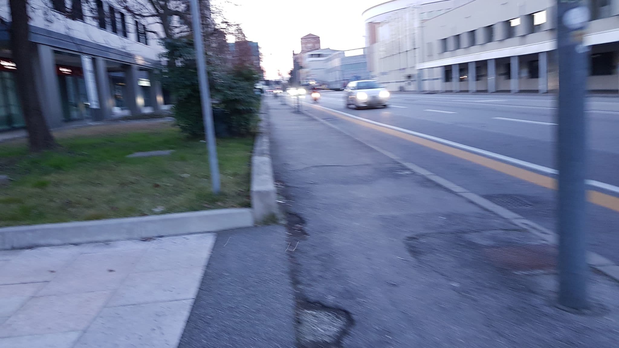 Street view near Hotel, Padua — © ale_zena_it (CC BY-SA · Mapillary)
