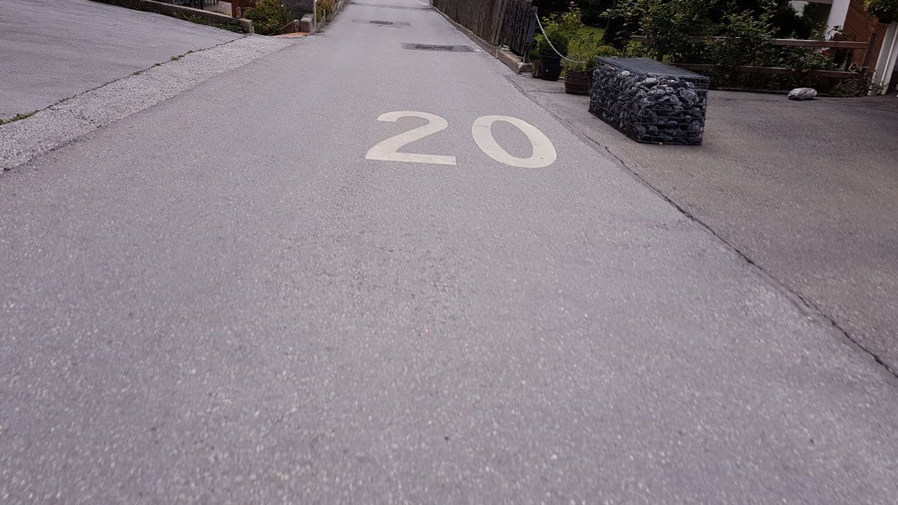 Street view near Hotel Beau-Séjour, Leukerbad — © trac71 (CC BY-SA · Mapillary)