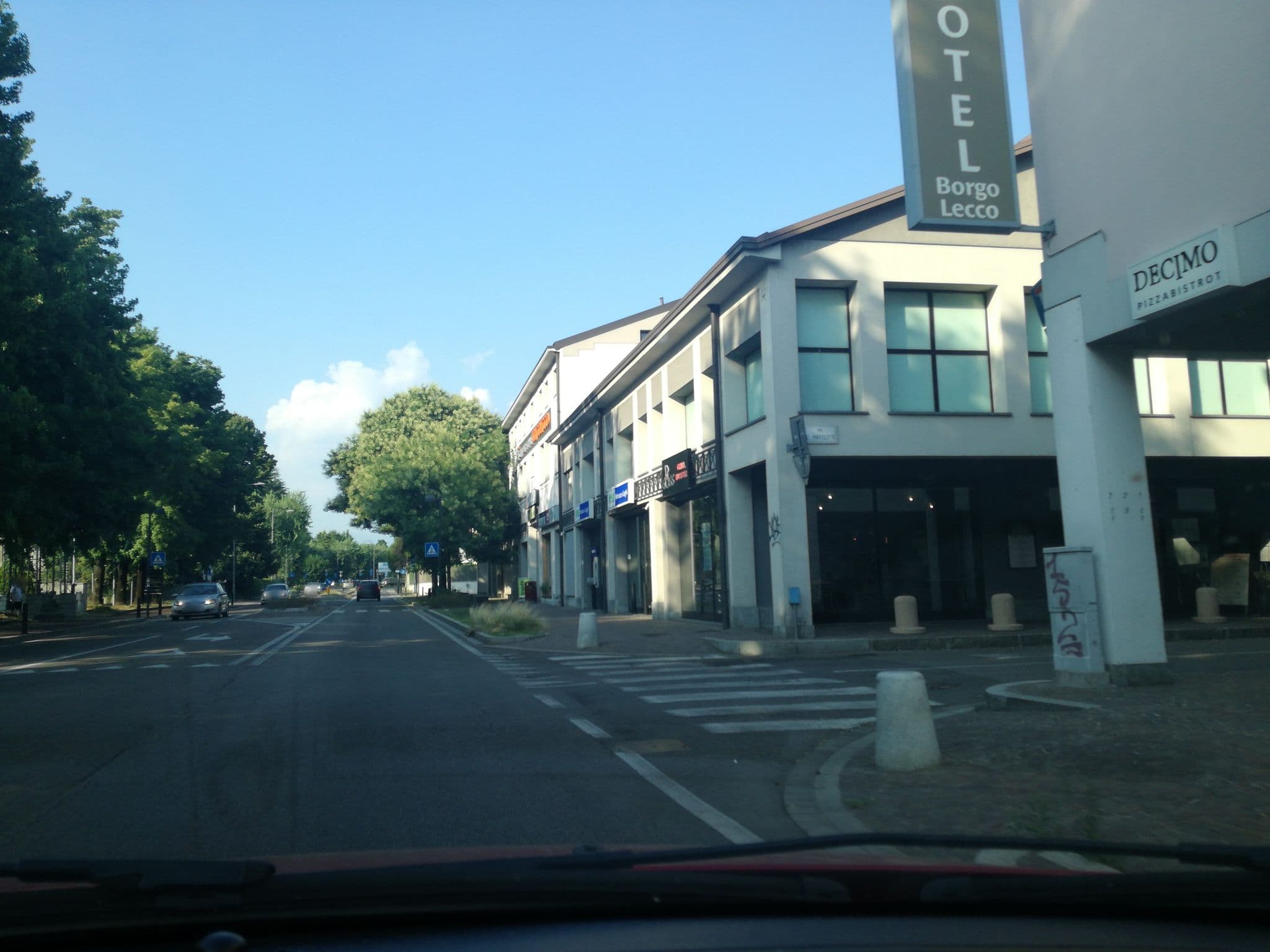Street view near BEST WESTERN Plus BorgoLecco Hotel, Arcore — © aury88 (CC BY-SA · Mapillary)