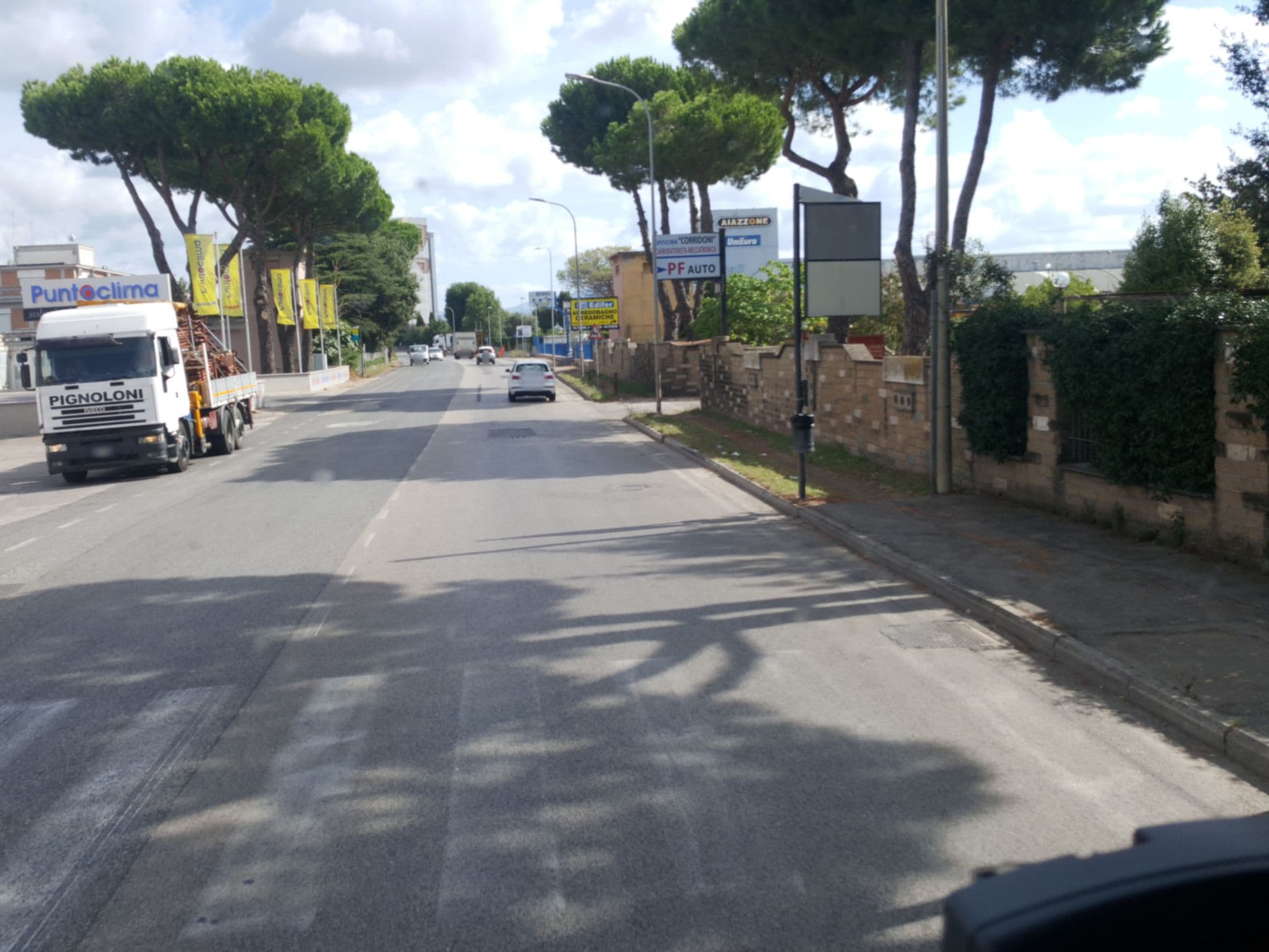 Street view near Hotel President, Area Produttiva — © klimakas (CC BY-SA · Mapillary)