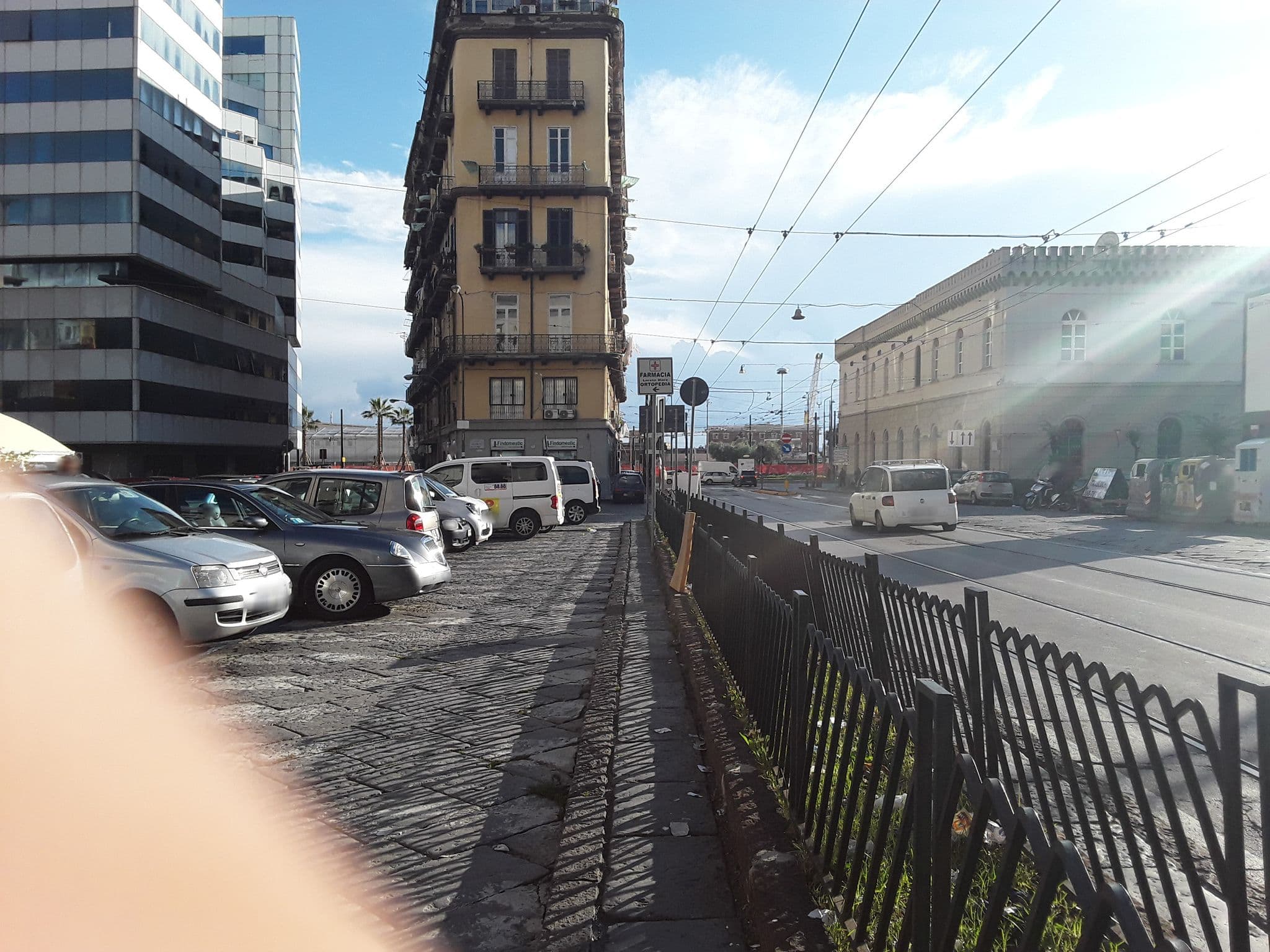 Street view near Hotel Diamond, Mercato — © cristianosoria (CC BY-SA · Mapillary)