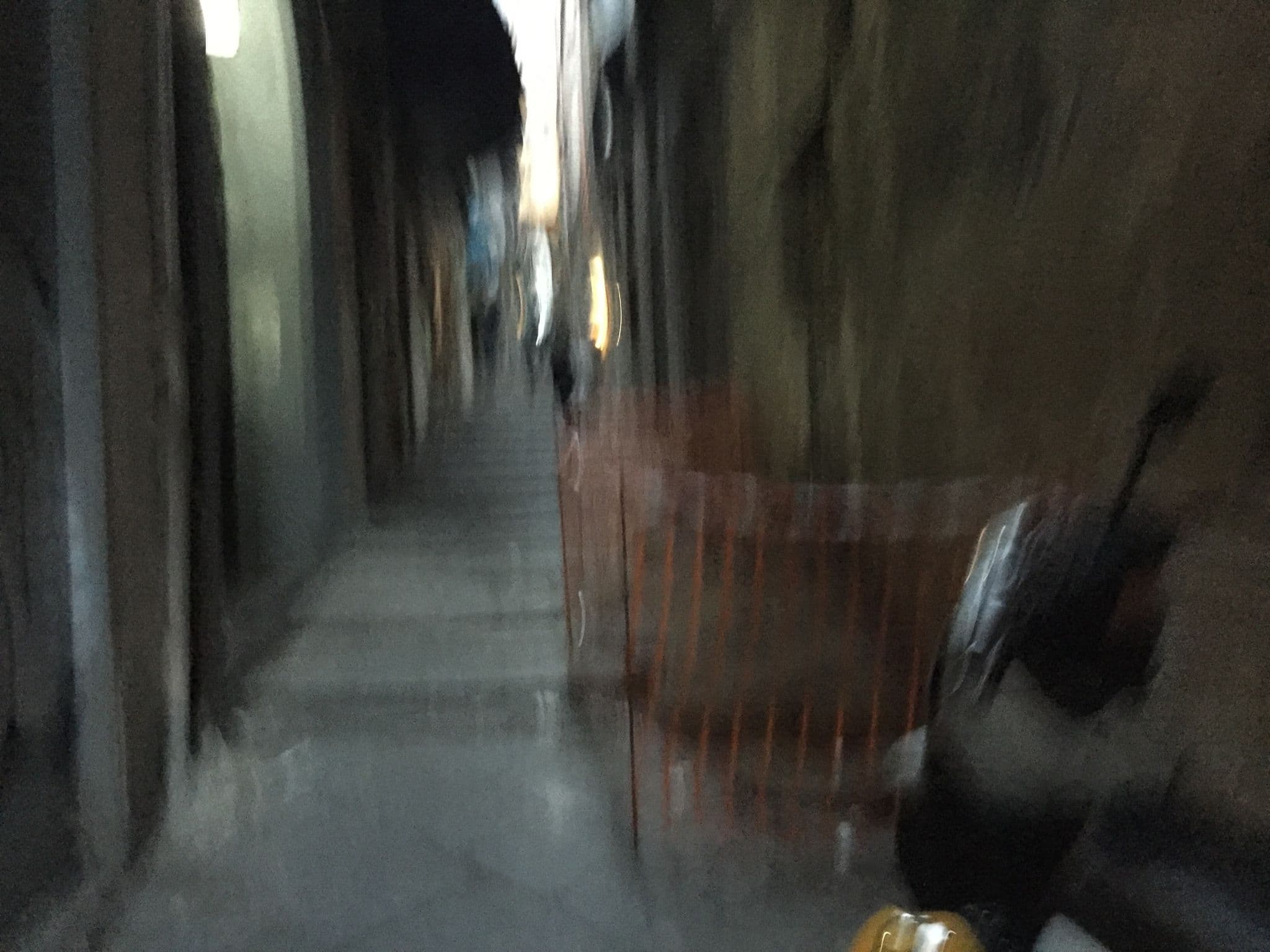 Street view near Hotel Nettuno - Napoli, Porto — © richlv (CC BY-SA · Mapillary)