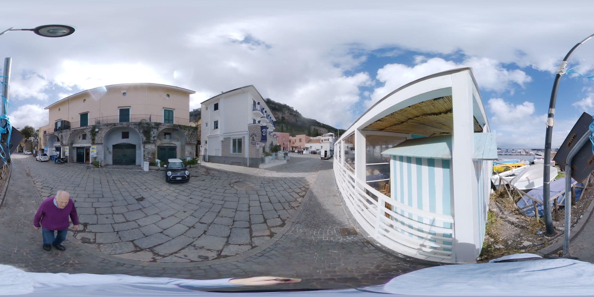Street view near Hotel Le Ancore | Best Western Signature Collection, Vico Equense — © stefan-RolfsRom (CC BY-SA · Mapillary)