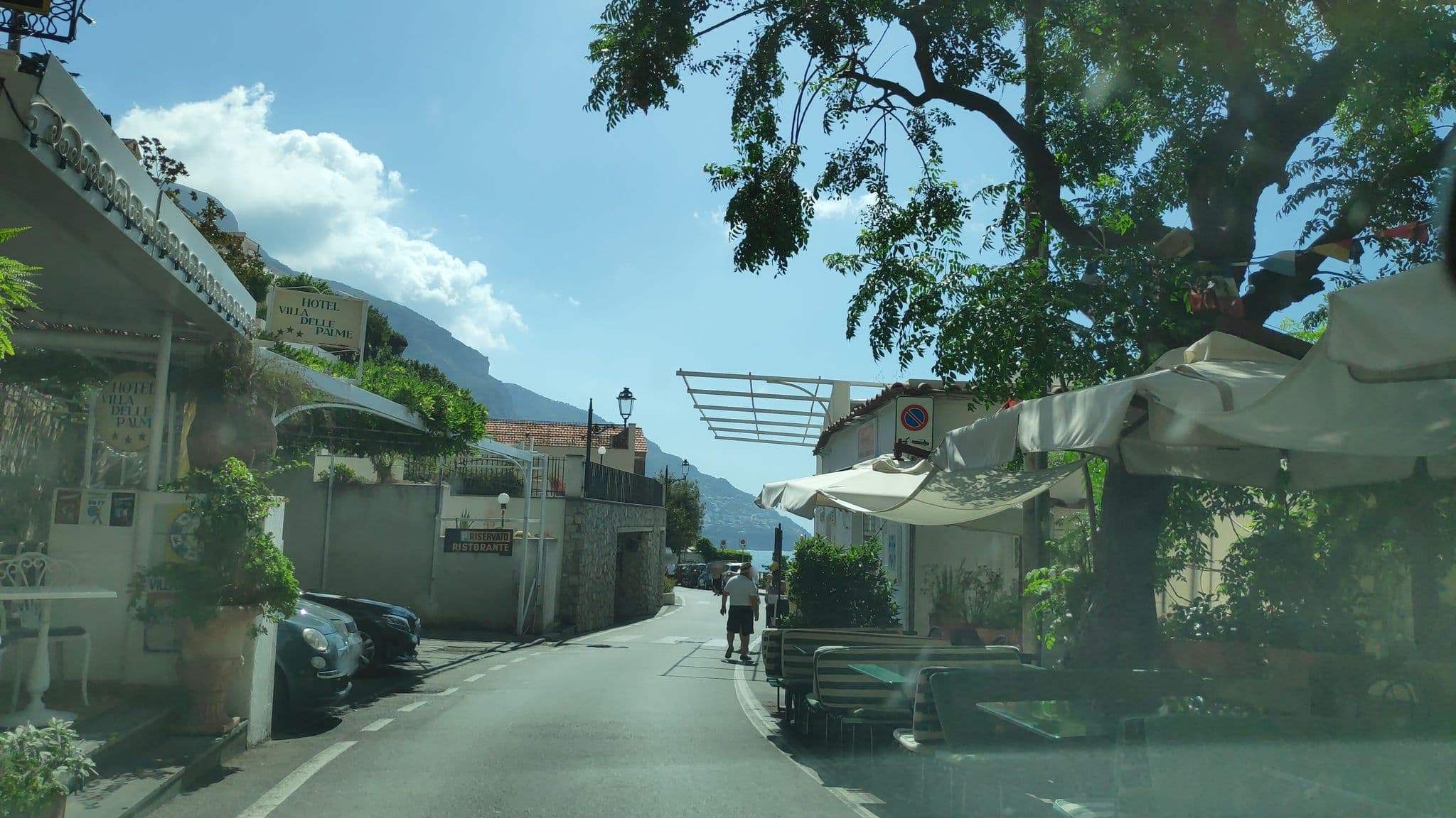 Street view near Hotel villa delle palme, Positano — © marcuscalabresus (CC BY-SA · Mapillary)