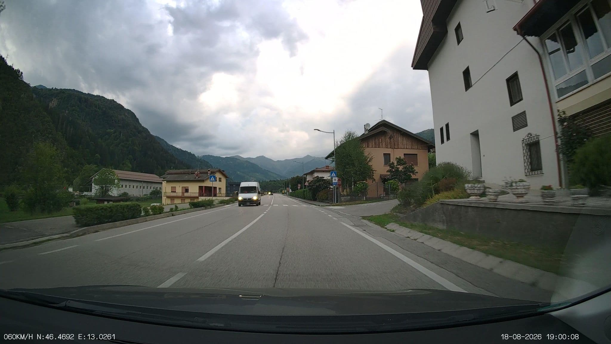 Street view near Hotel Cella, Arta Terme — © heetENkoel (CC BY-SA · Mapillary)