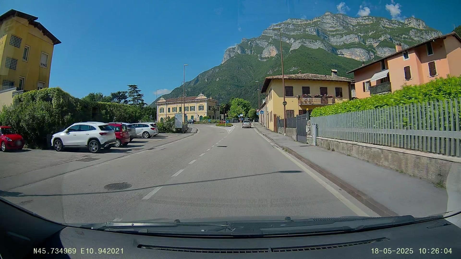 Street view near Perotti Mario e C. - Piccolo Fiore, Avio — © Jacopo86 (CC BY-SA · Mapillary)