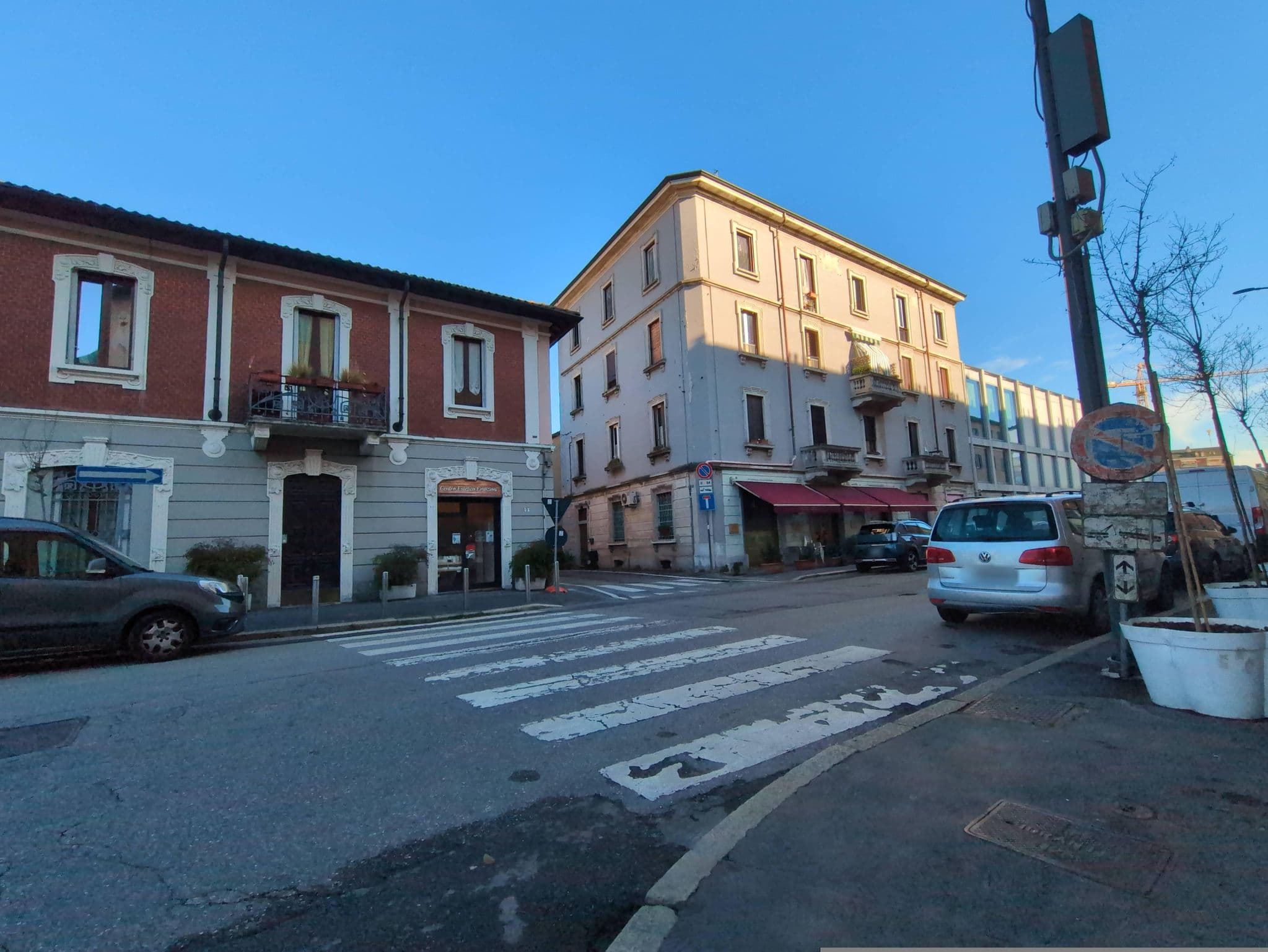 Street view near Hotel Amico Milano Certosa, Quarto Oggiaro — © jacopofar (CC BY-SA · Mapillary)