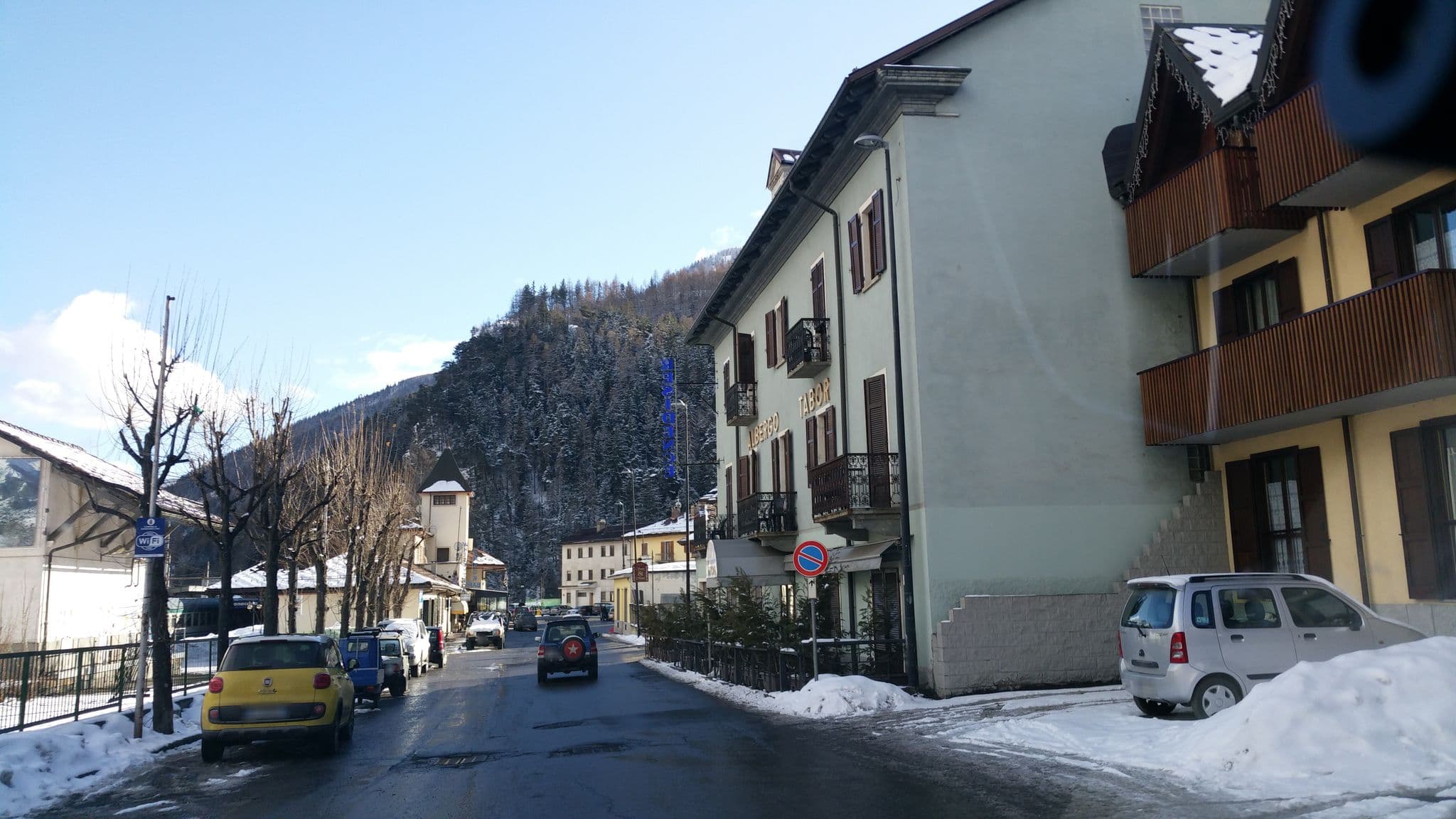 Street view near Residence LES LACS, Bardonecchia — © alexmodesto73 (CC BY-SA · Mapillary)