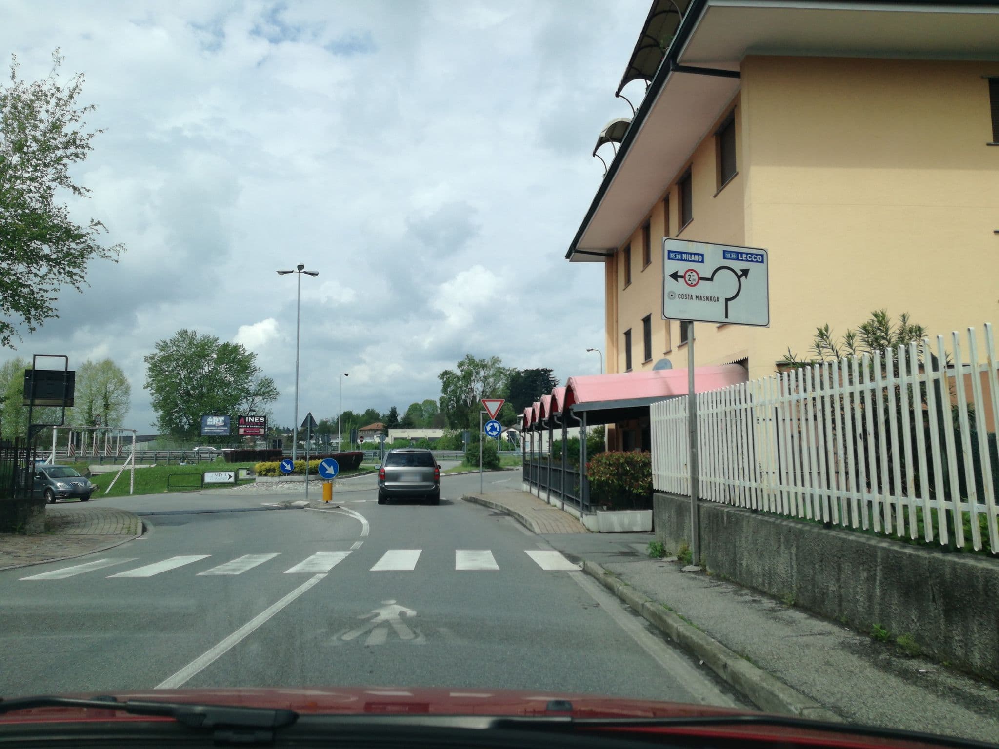 Street view near Hotel filippo, Garbagnate — © aury88 (CC BY-SA · Mapillary)