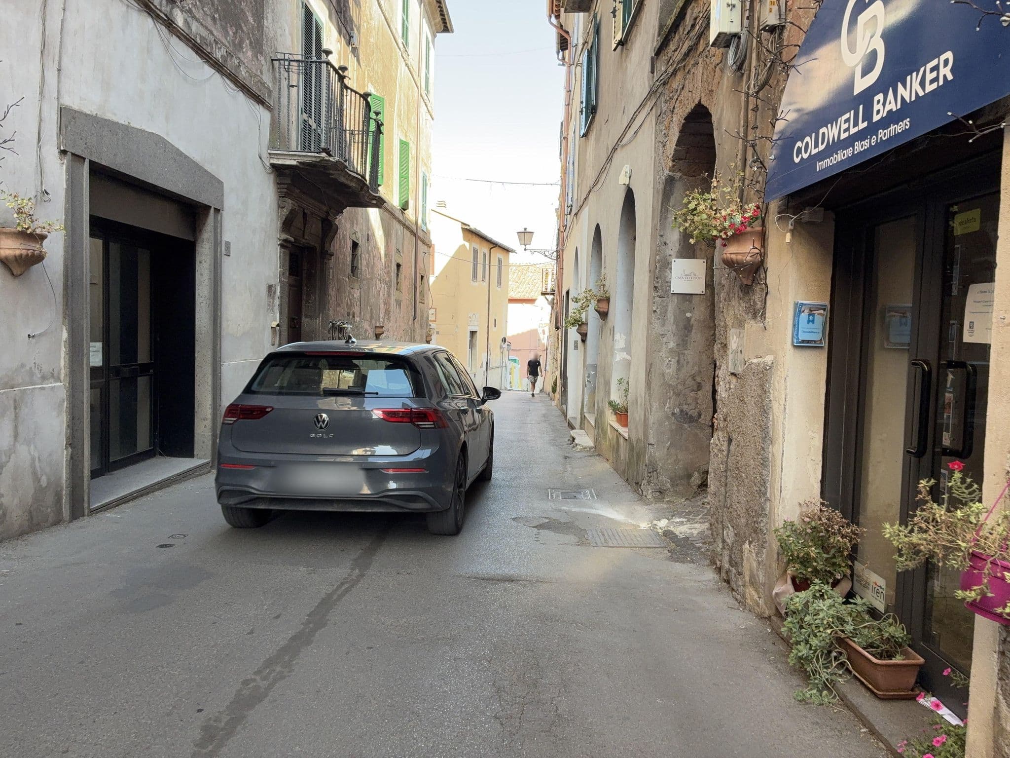Street view near Casa Vittorio, Sutri — © panbauletto (CC BY-SA · Mapillary)