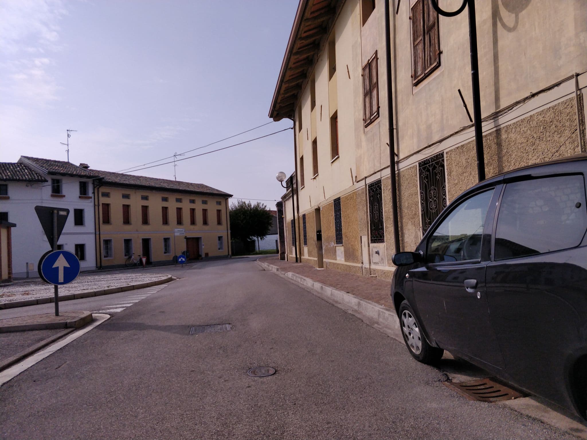 Street view near B&B Salvia e Rosmarino, Bertiolo — © nicolad (CC BY-SA · Mapillary)