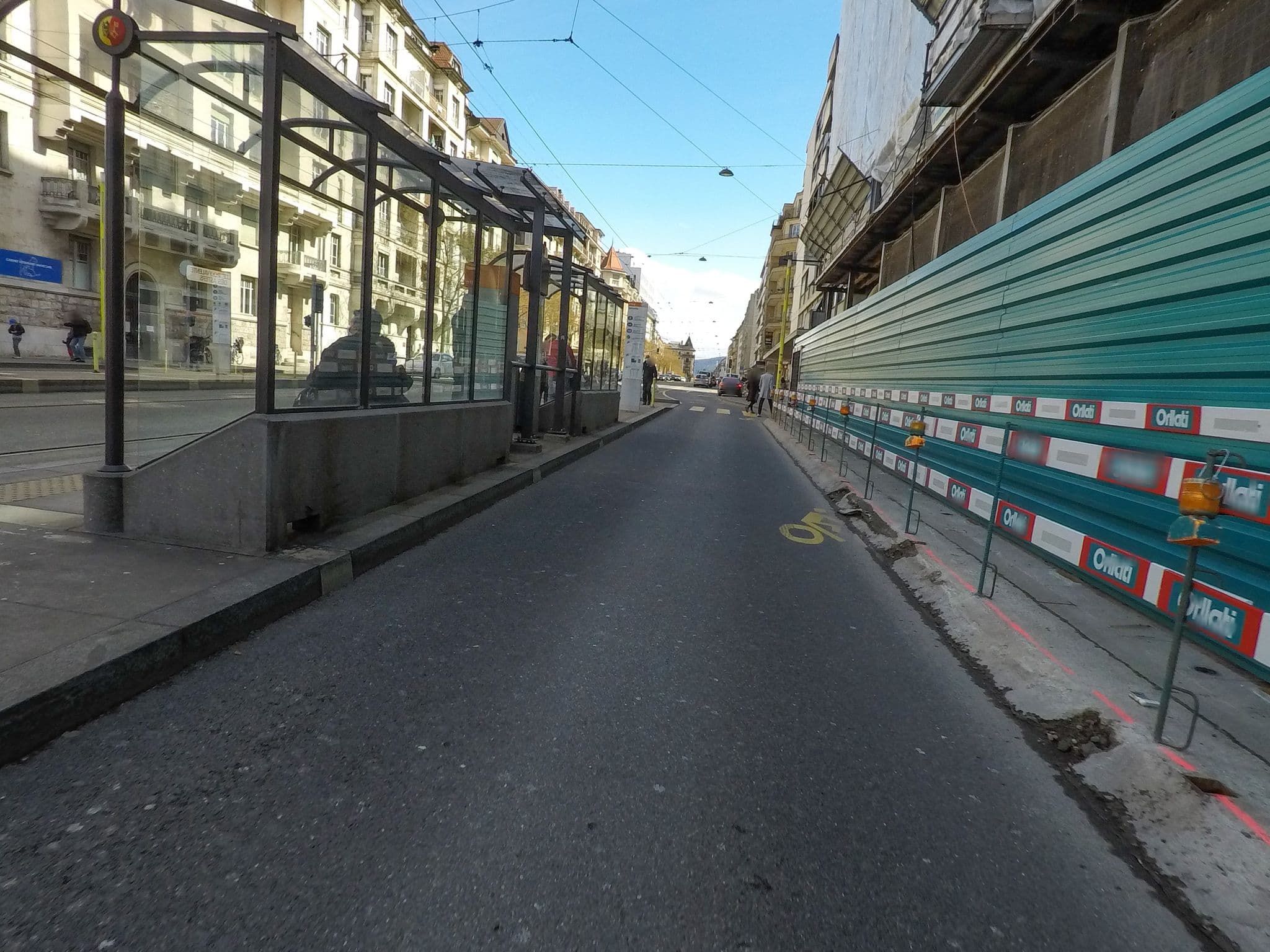 Street view near Stay Kooook, Geneva — © esario (CC BY-SA · Mapillary)
