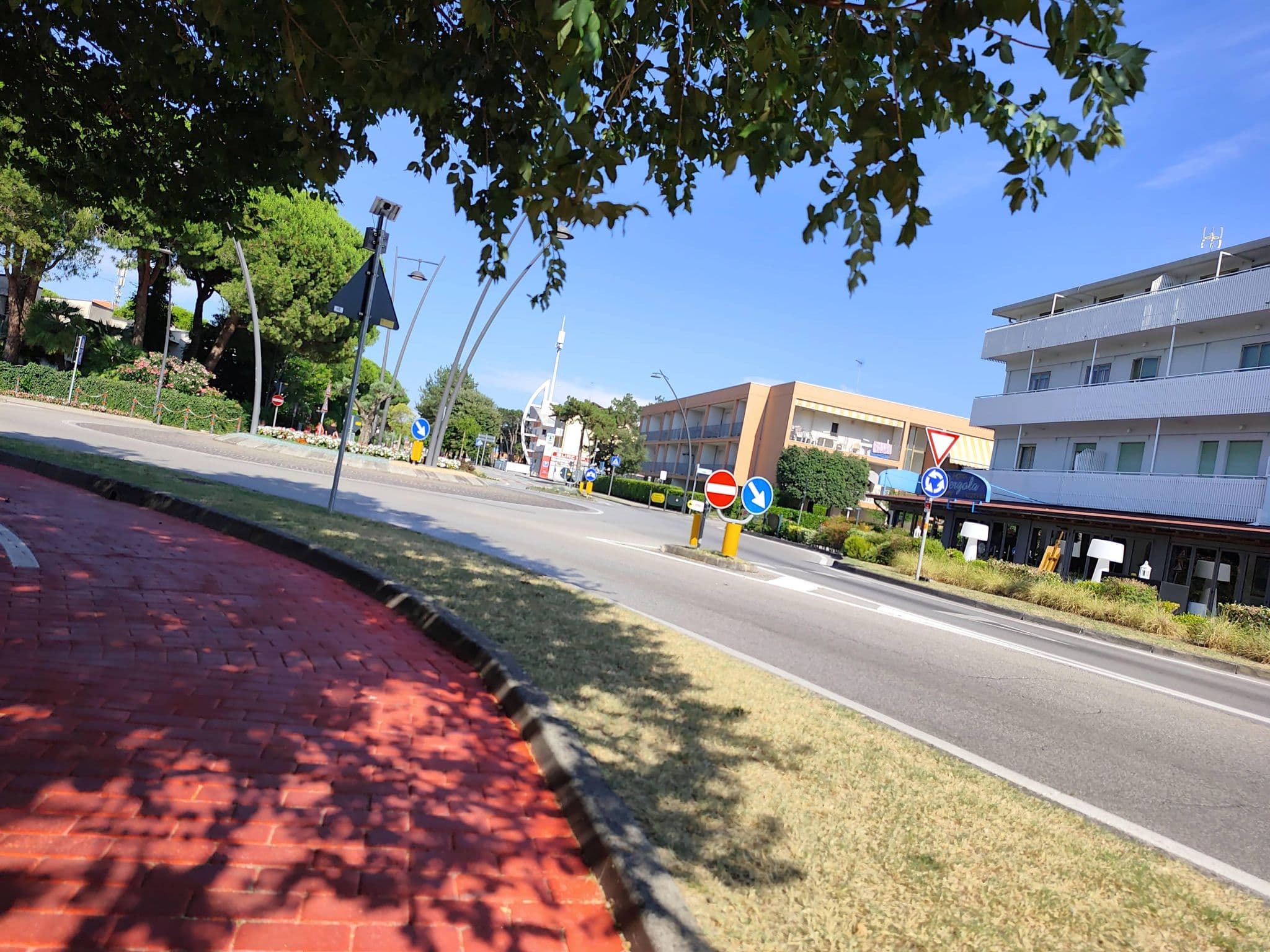 Street view near Hotel Ristorante Pizzeria Alla Pergola, Bibione — © Duro (CC BY-SA · Mapillary)