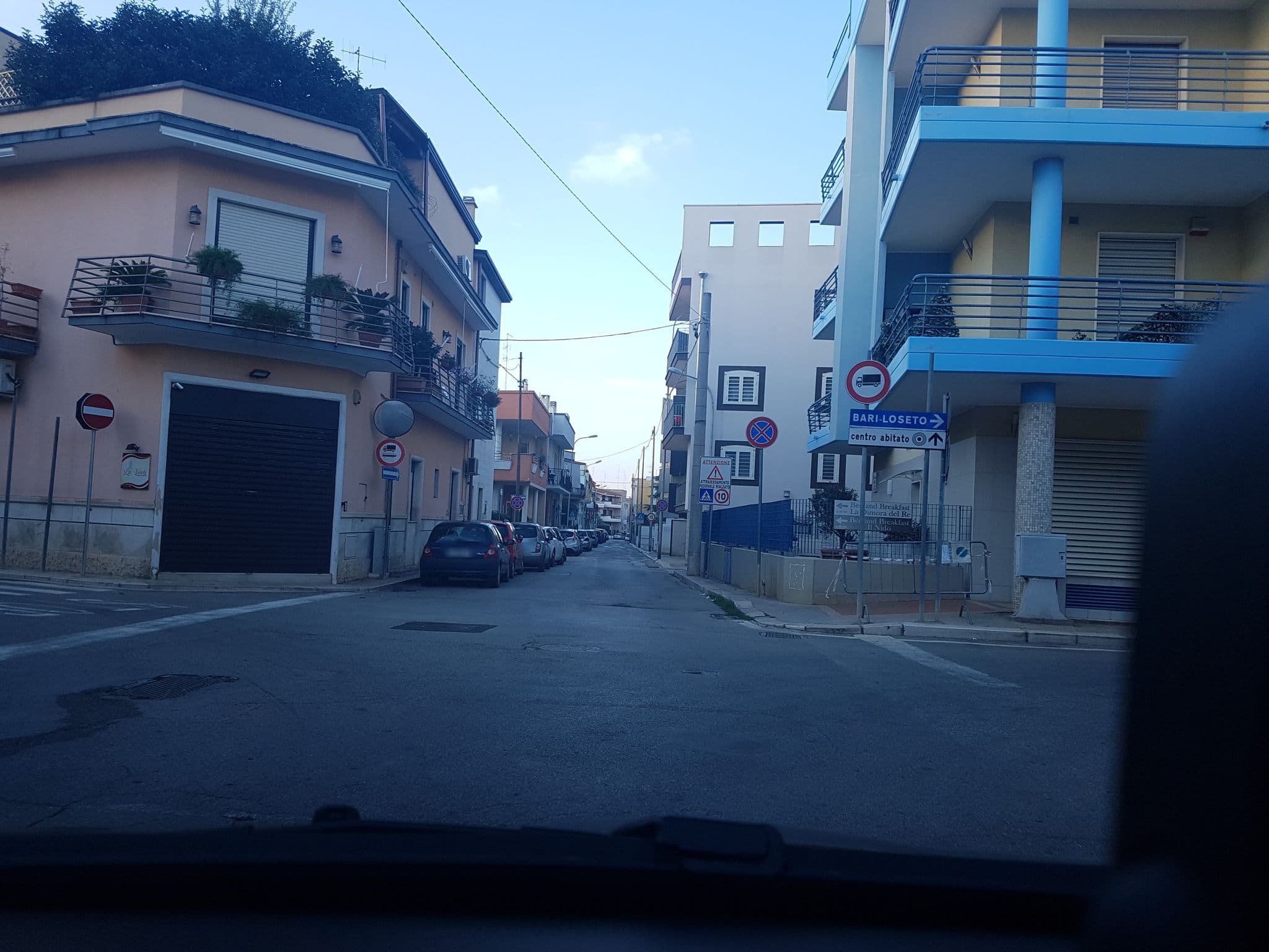 Street view near B&B La Dimora del Re, Bitritto — © vitomarcorubino (CC BY-SA · Mapillary)