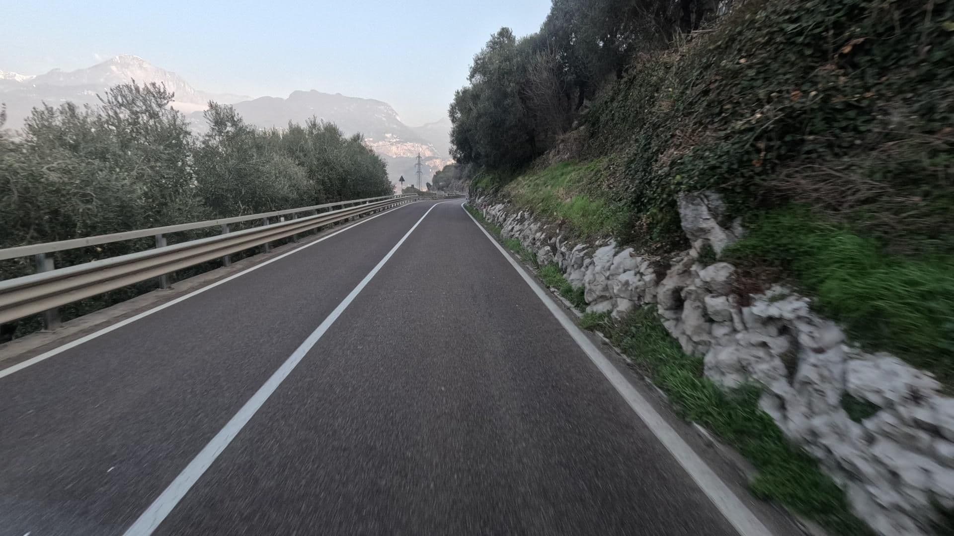 Street view near Hotel Isola Verde (Nago-Torbole), Nago-Torbole — © bct (CC BY-SA · Mapillary)