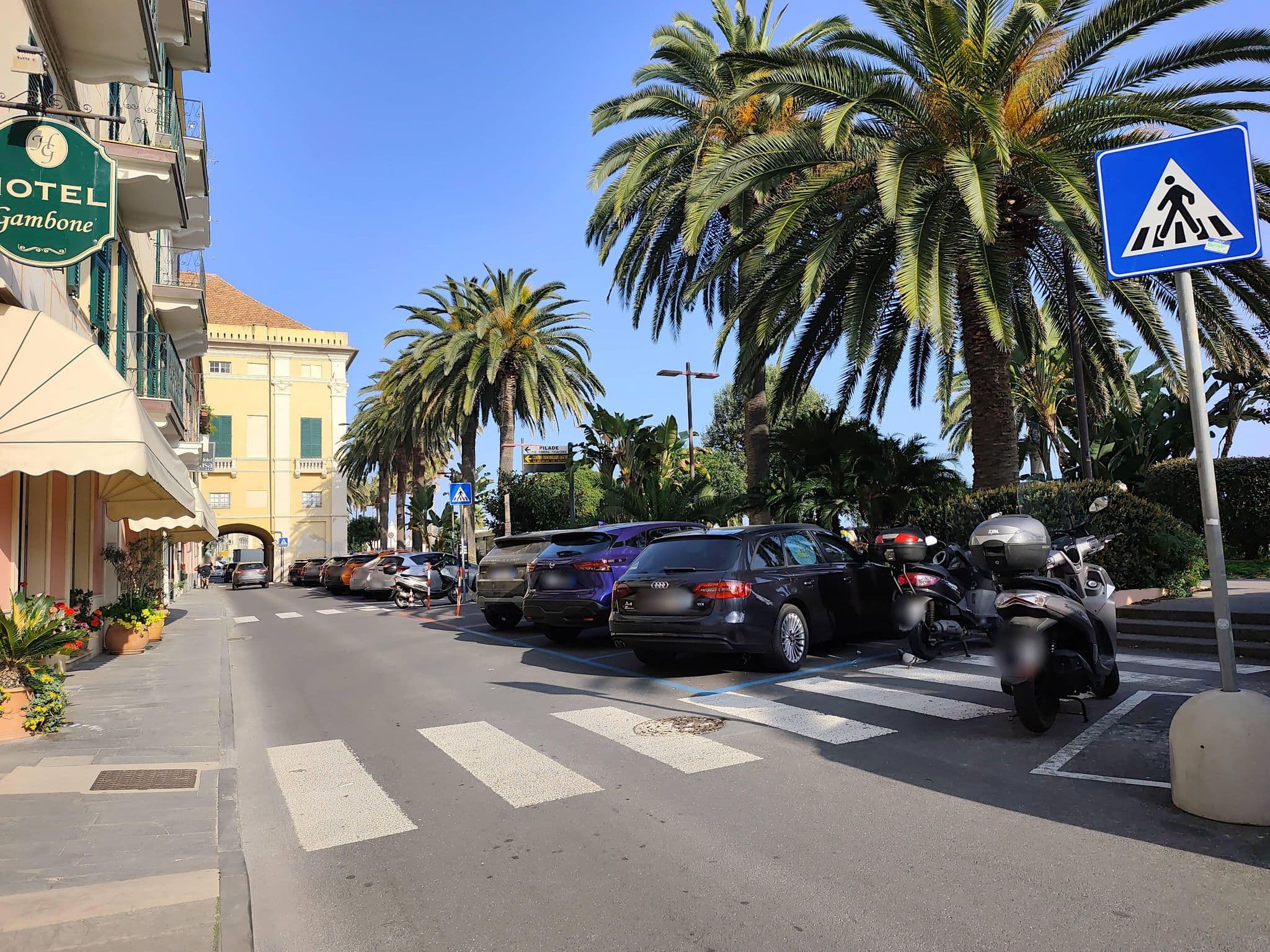 Street view near Hotel Gambone, Finale Ligure — © Duro (CC BY-SA · Mapillary)