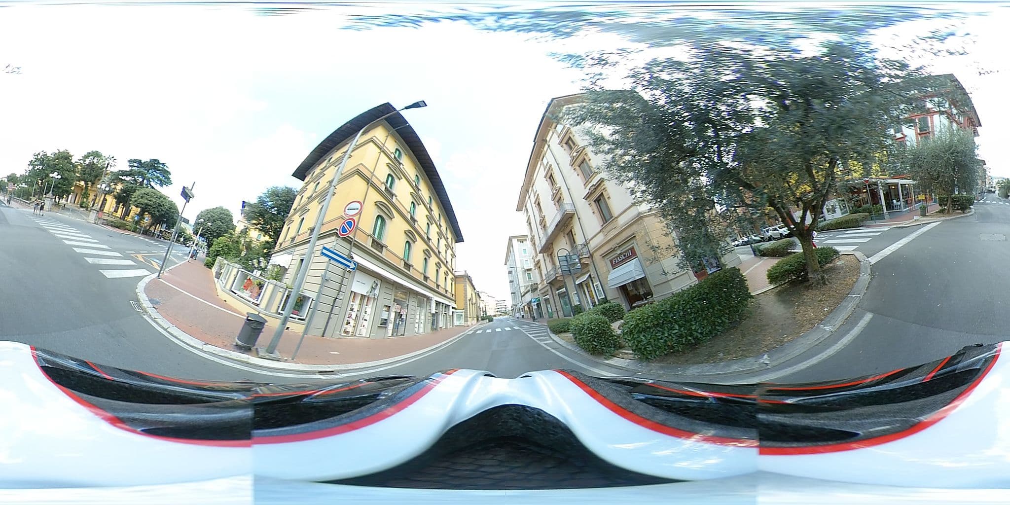 Street view near Hotel Columbia Wellness & Spa, Montecatini-Terme — © klimakas (CC BY-SA · Mapillary)
