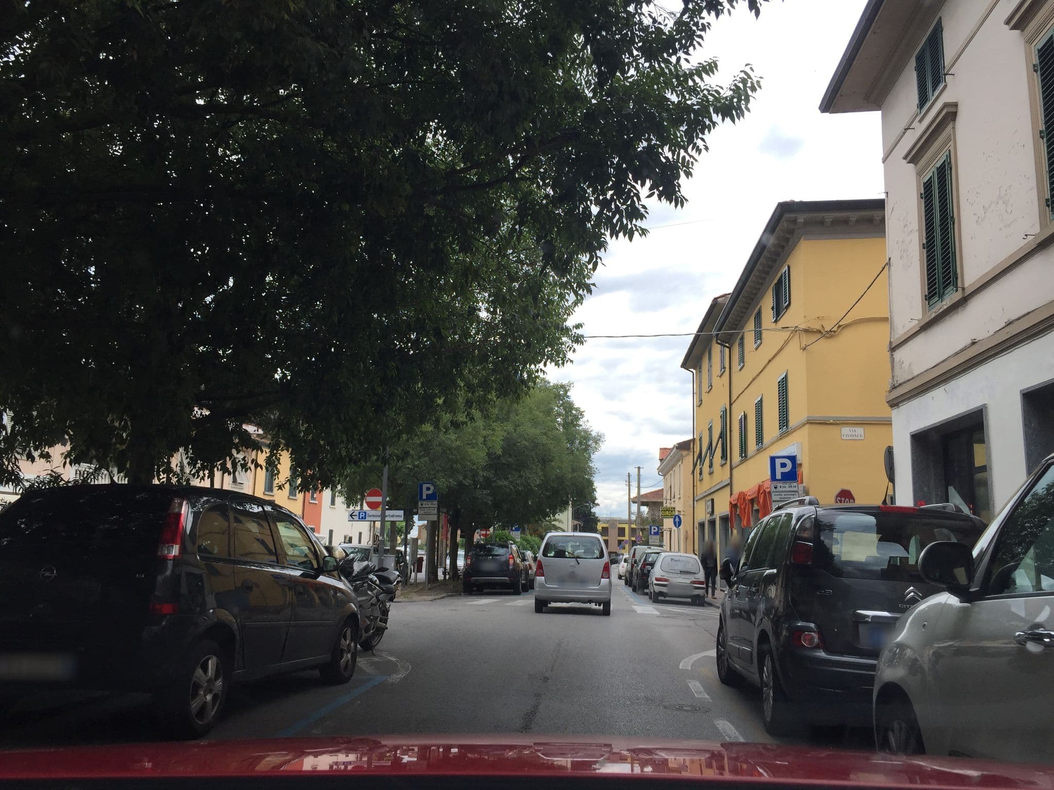 Street view near Hotel Abas Montecatini Terme, Montecatini-Terme — © mapillary_service (CC BY-SA · Mapillary)