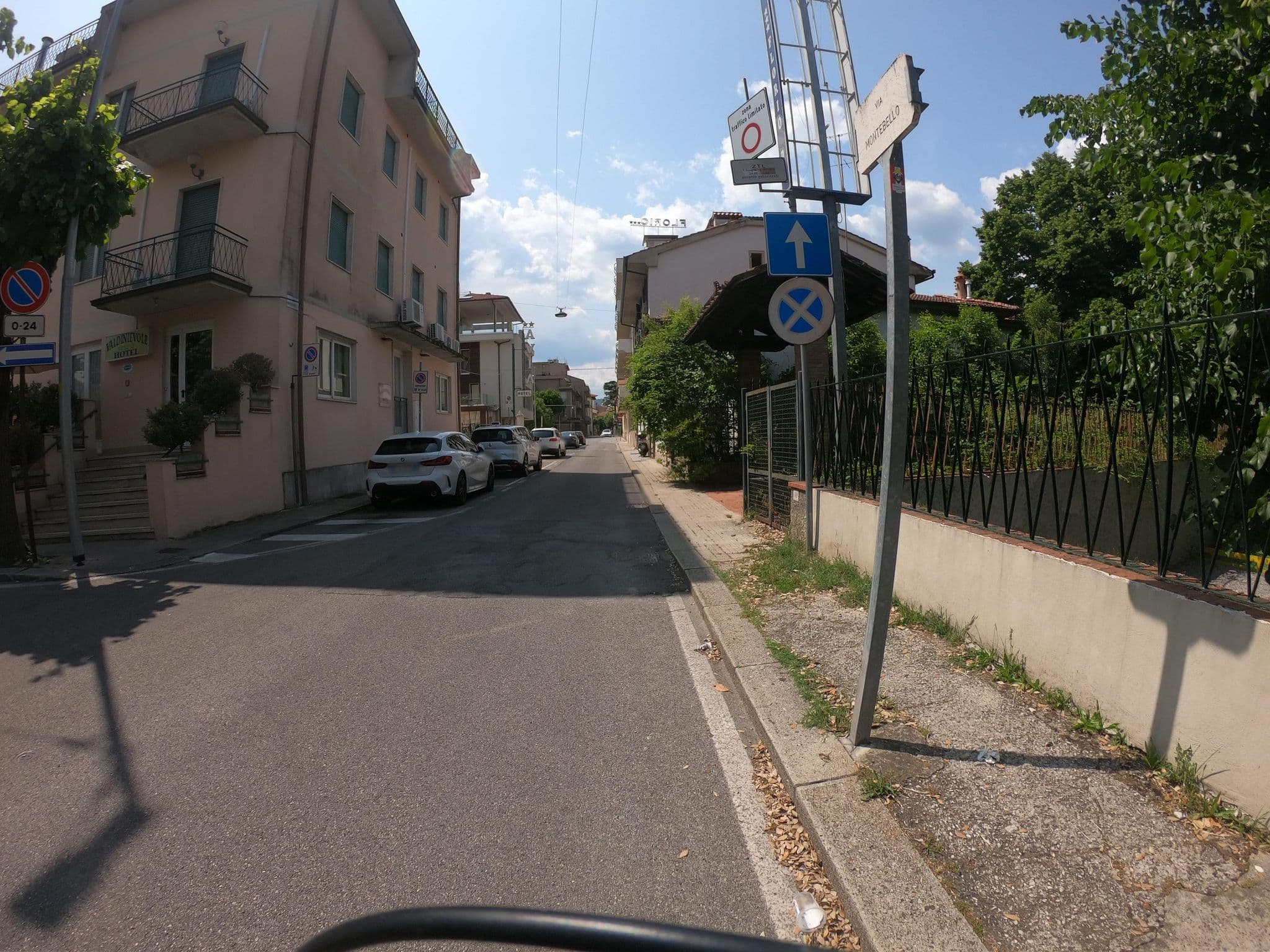Street view near Albergo Valdinievole, Montecatini-Terme — © pbb (CC BY-SA · Mapillary)