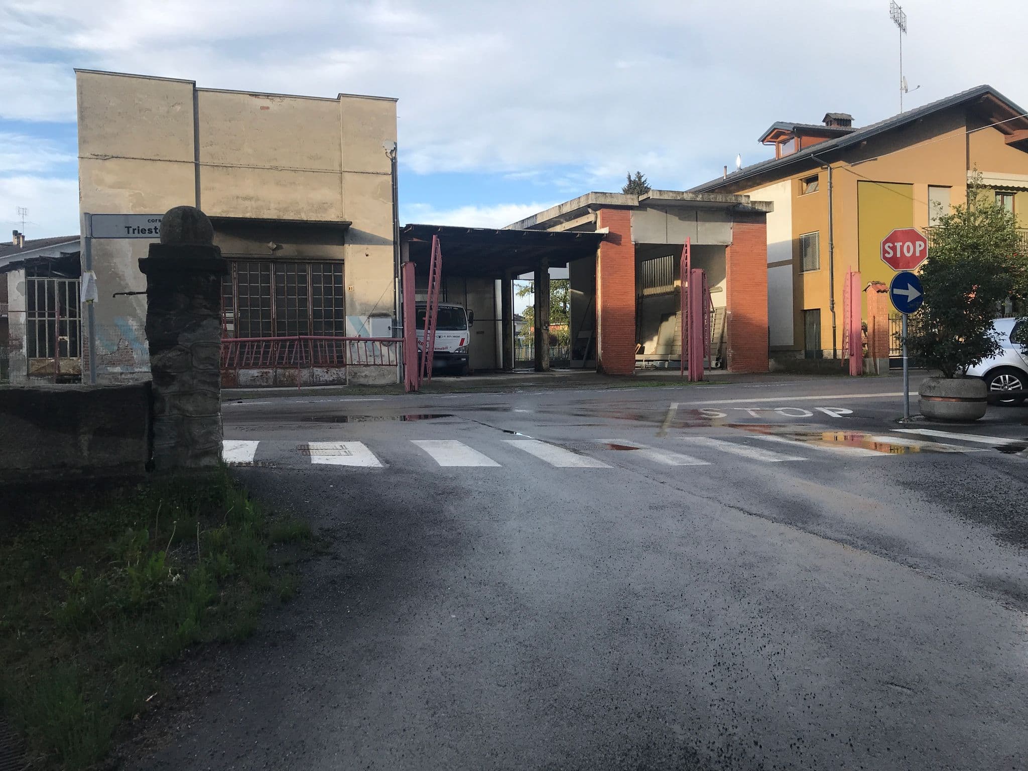 Street view near Albergo Trieste Boves, Boves — © molibar (CC BY-SA · Mapillary)