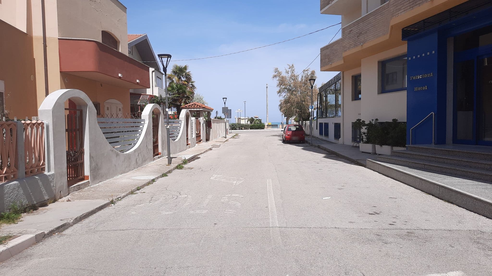 Street view near Hotel Felicioni, Pineto — © fiammacistriani (CC BY-SA · Mapillary)