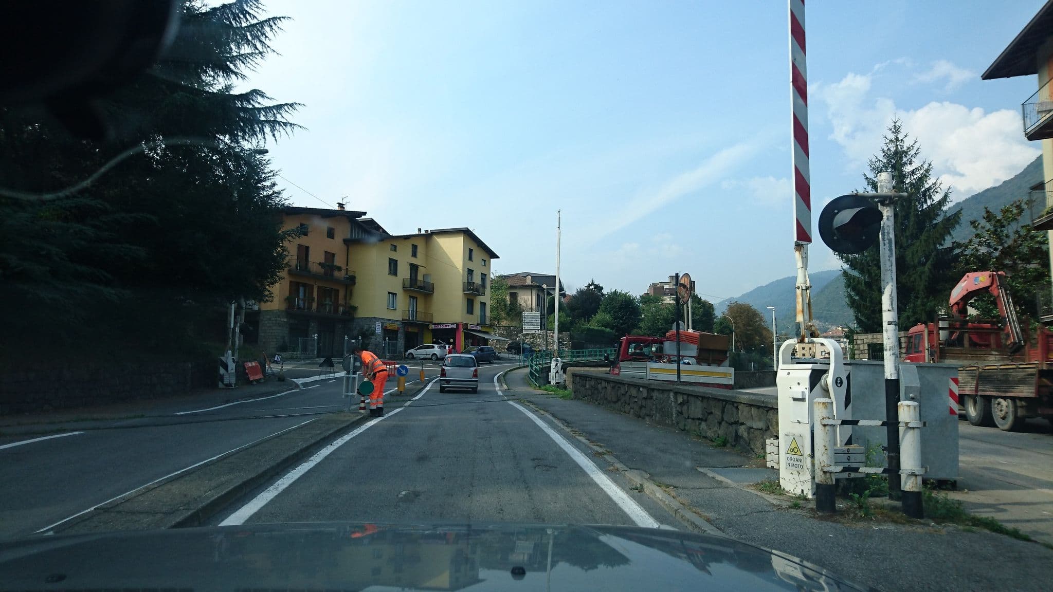 Street view near Corte Giorgi B&B, Breno — © voschix (CC BY-SA · Mapillary)