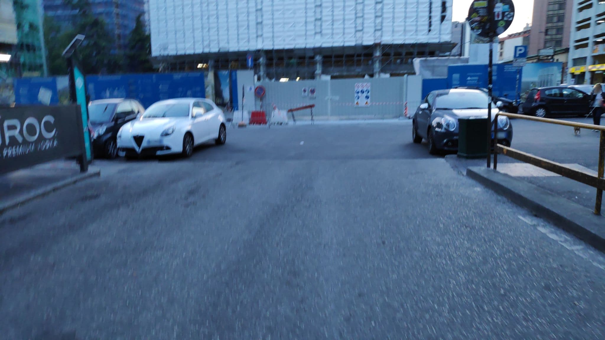 Street view near Tocq Hotel, Chinatown — © marcuscalabresus (CC BY-SA · Mapillary)