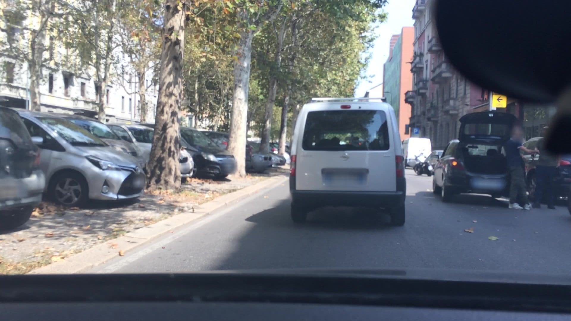 Street view near J24 Hotel Milano, Chinatown — © lvl5 (CC BY-SA · Mapillary)