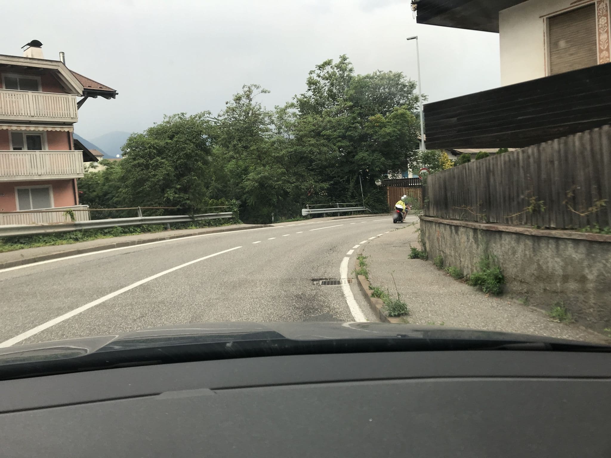Street view near Bushotel Angerer, Bressanone — © atze777 (CC BY-SA · Mapillary)