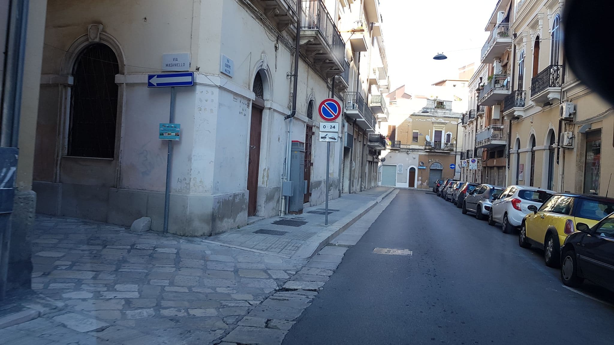 Street view near Palazzo Pinto B&B - Brindisi (Italy), Brindisi — © ale_zena_it (CC BY-SA · Mapillary)
