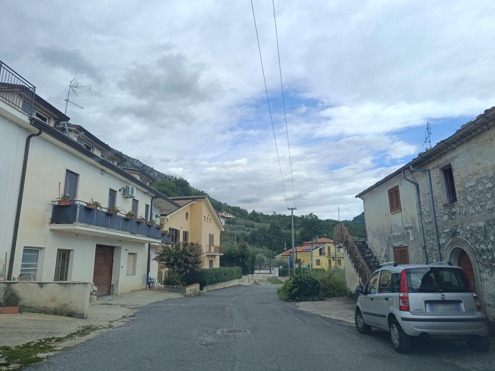 Street view near Victoria Cottage, Broccostella — © odiug (CC BY-SA · Mapillary)