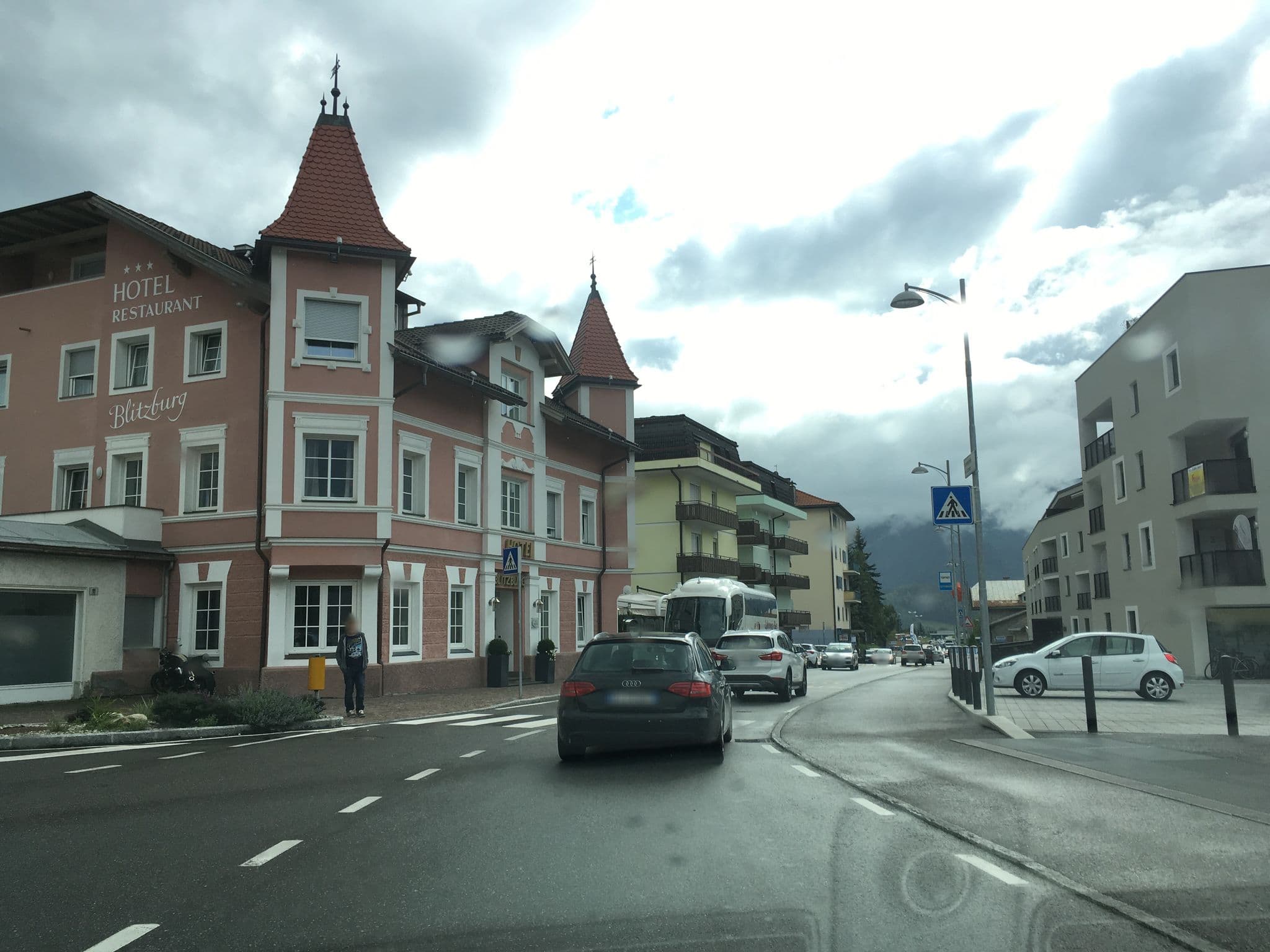 Street view near Hotel Restaurant Blitzburg, Brunico — © chrisbeddow (CC BY-SA · Mapillary)