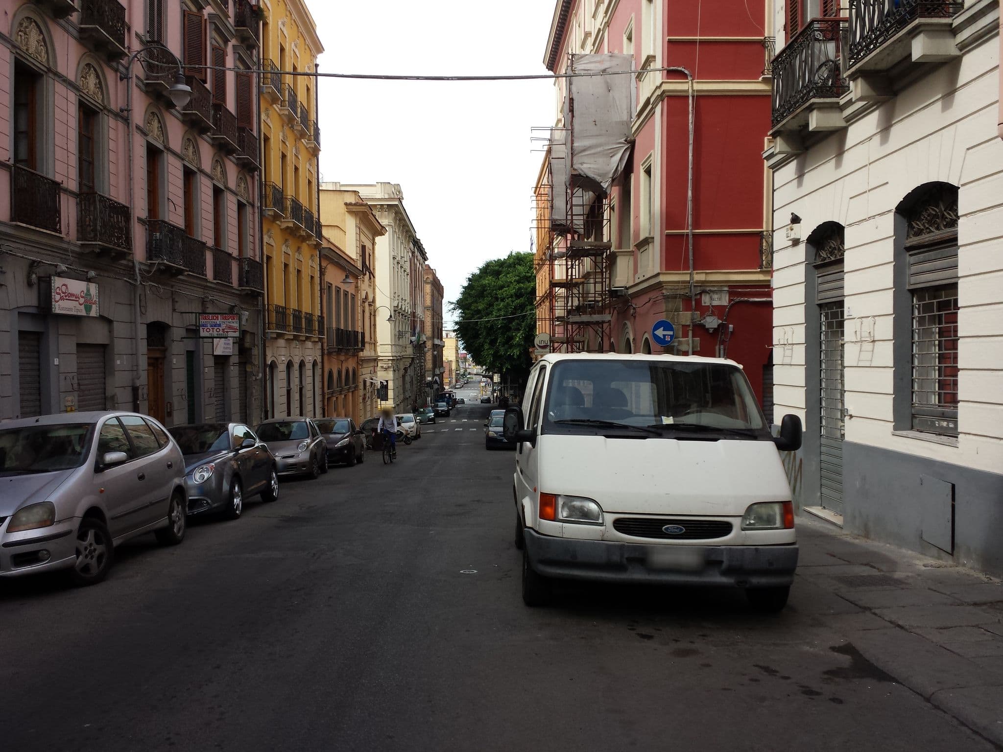 Street view near Hotel Flora, Cagliari — © franmu (CC BY-SA · Mapillary)