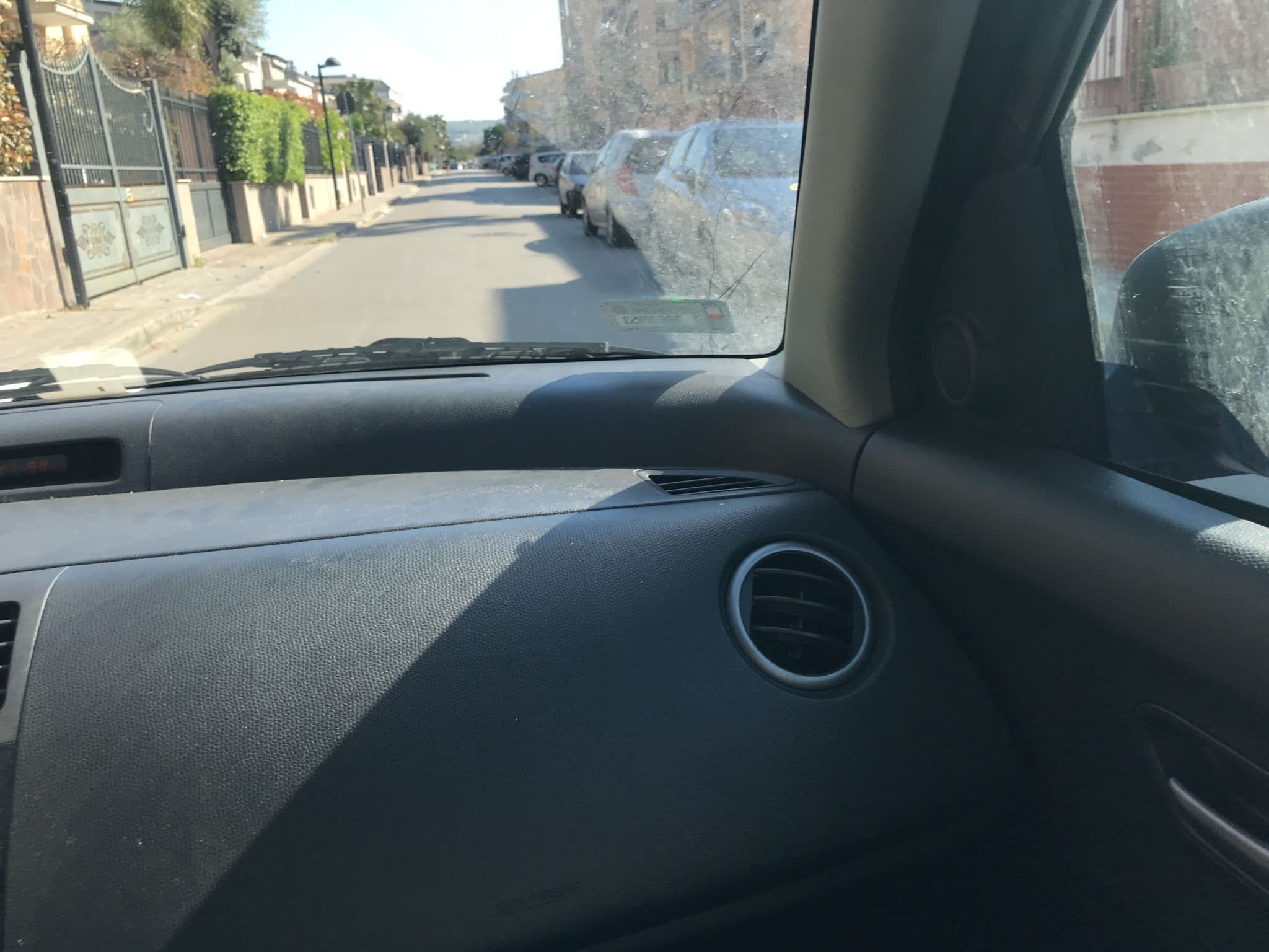 Street view near Hotel Ristorante La Lanterna, Villaricca — © alechiaro (CC BY-SA · Mapillary)
