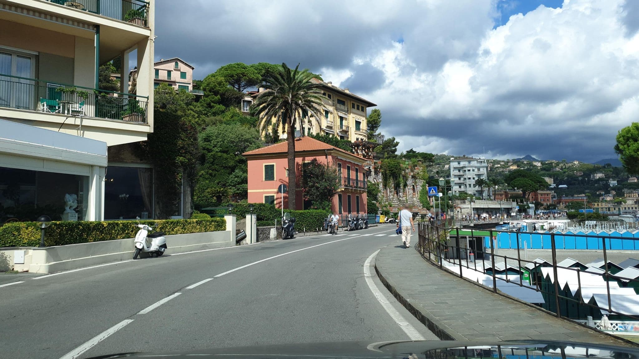 Street view near Best Western Hotel Regina Elena, Santa Margherita Ligure — © jopparn (CC BY-SA · Mapillary)